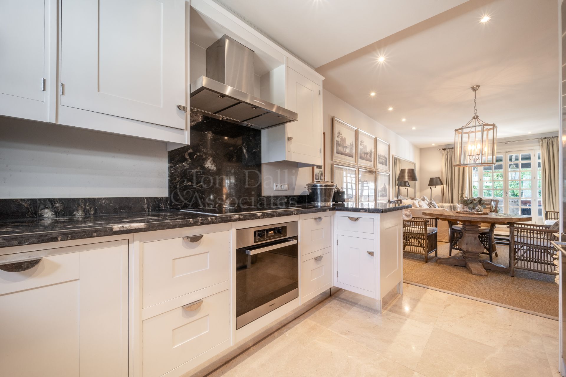 Penthouse in Puente Romano II, Marbella