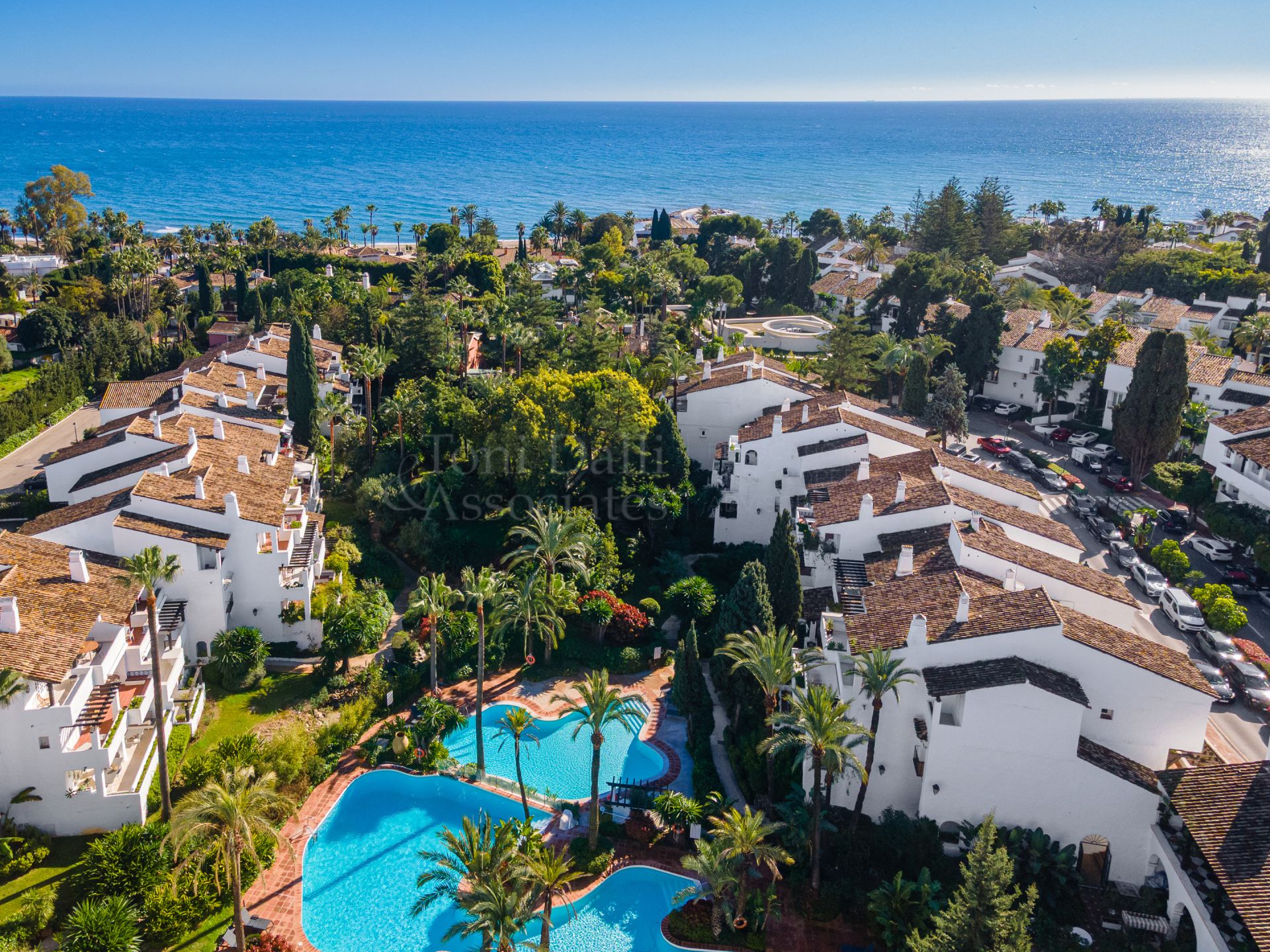 Penthouse in Puente Romano II, Marbella
