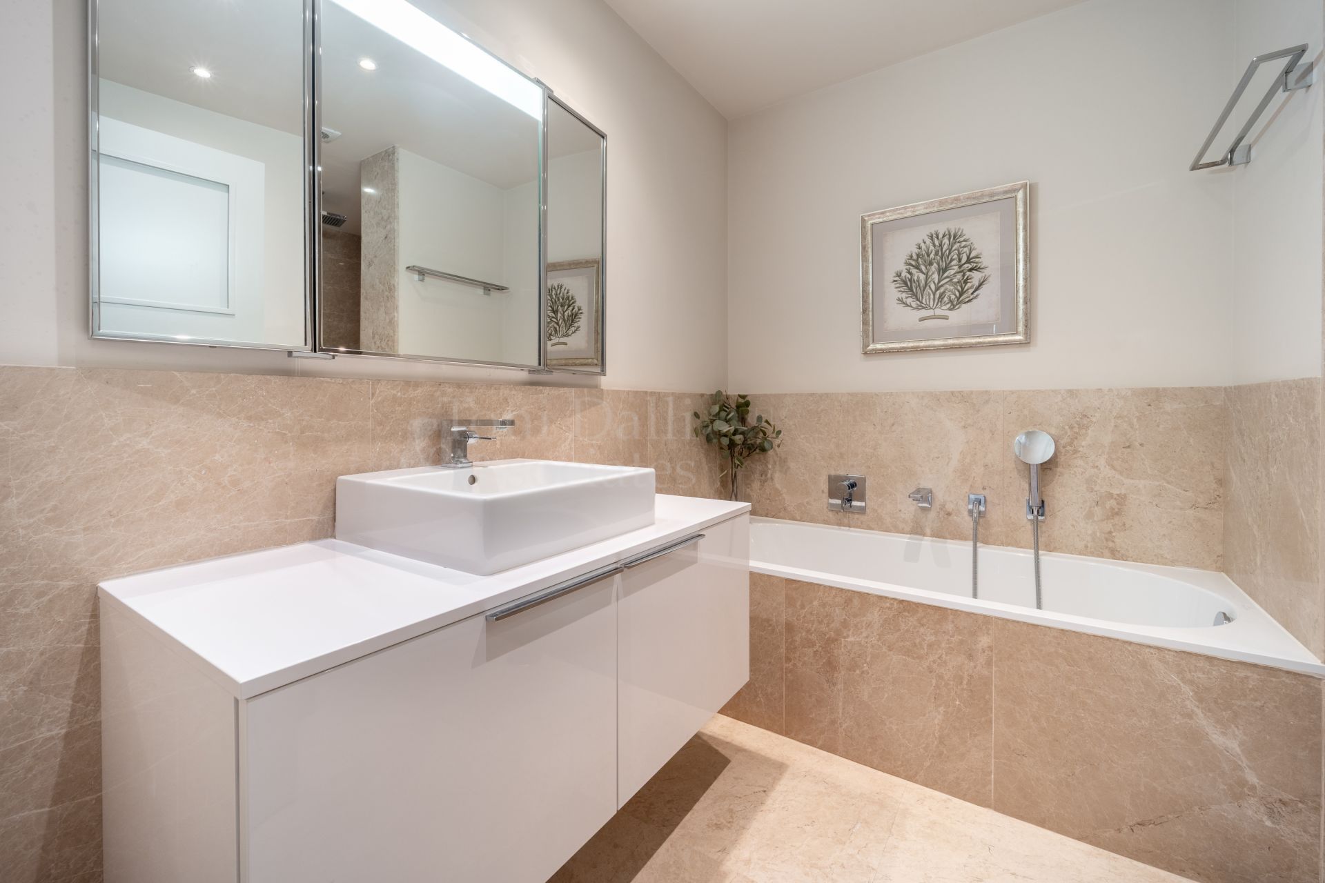 Penthouse in Puente Romano II, Marbella