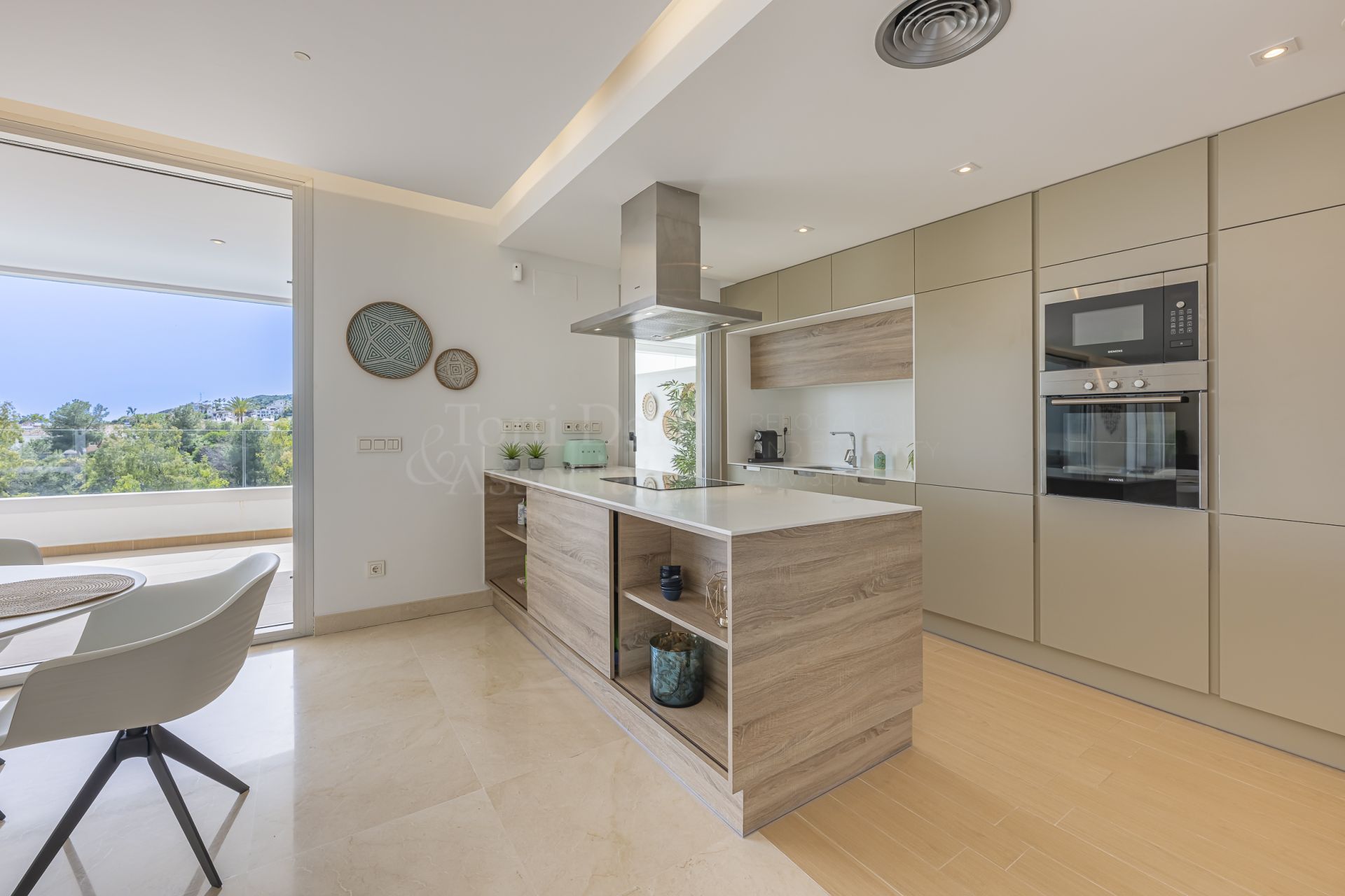 Duplex Penthouse in Botanic, Benahavis