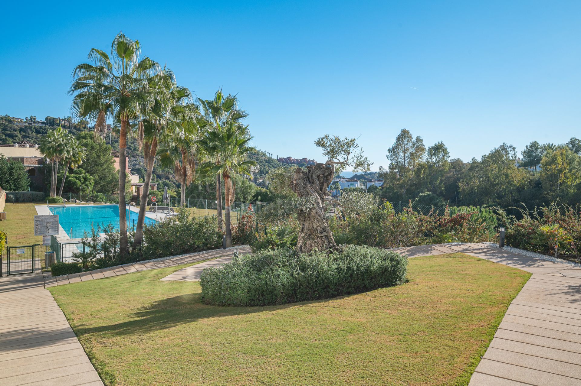 Duplex Penthouse in Botanic, Benahavis
