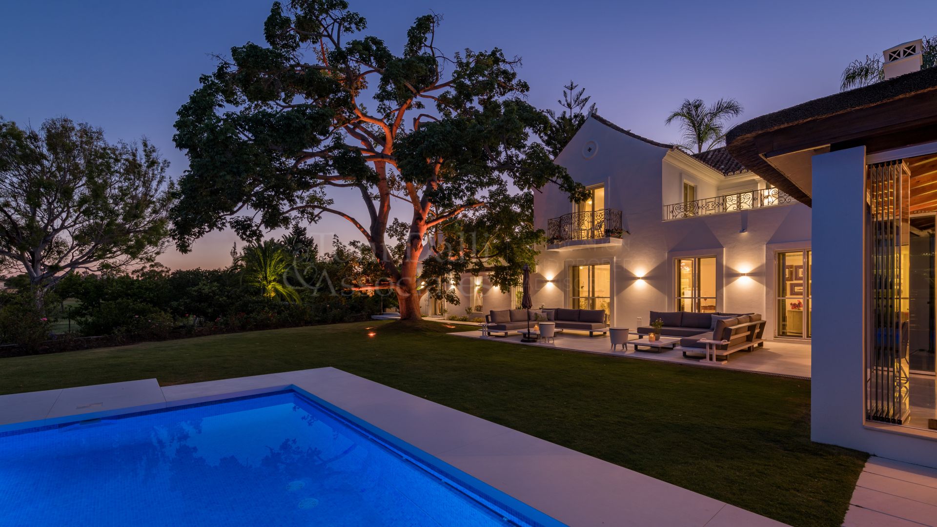 Villa in La Cerquilla, Marbella