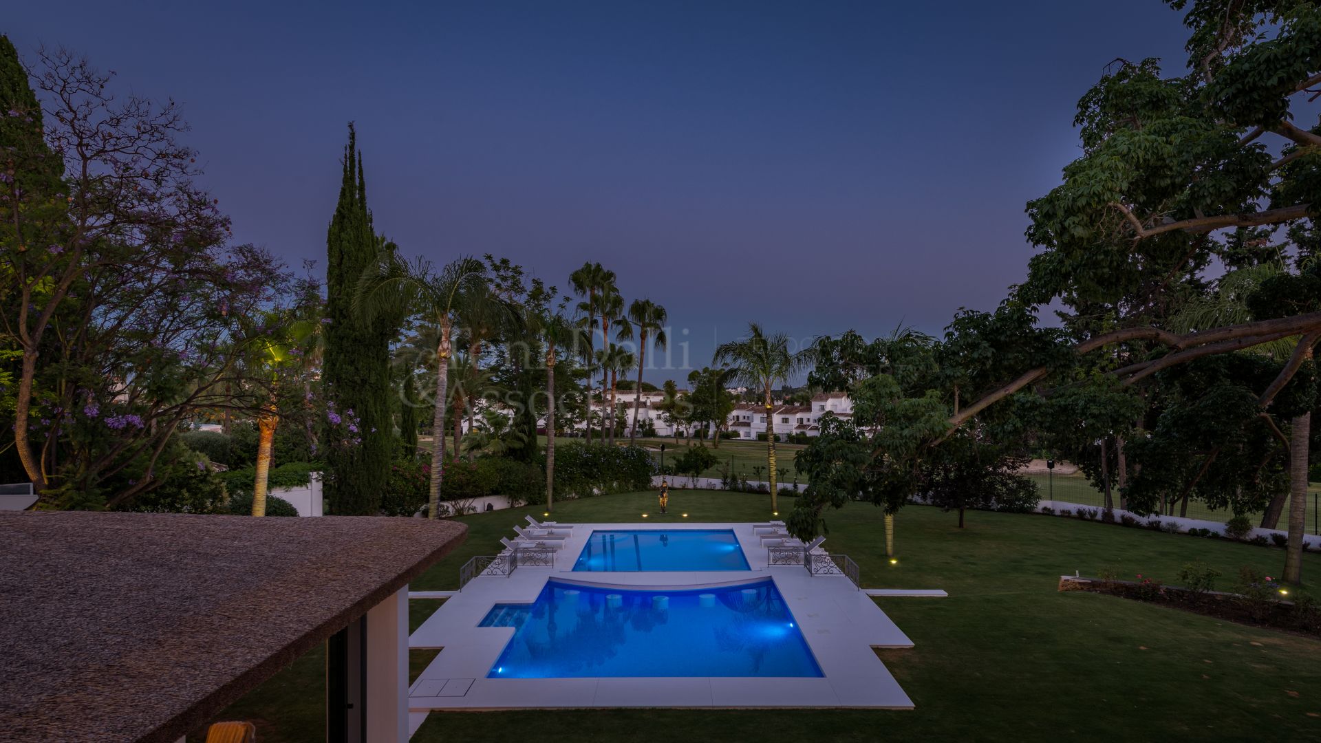 Villa in La Cerquilla, Marbella