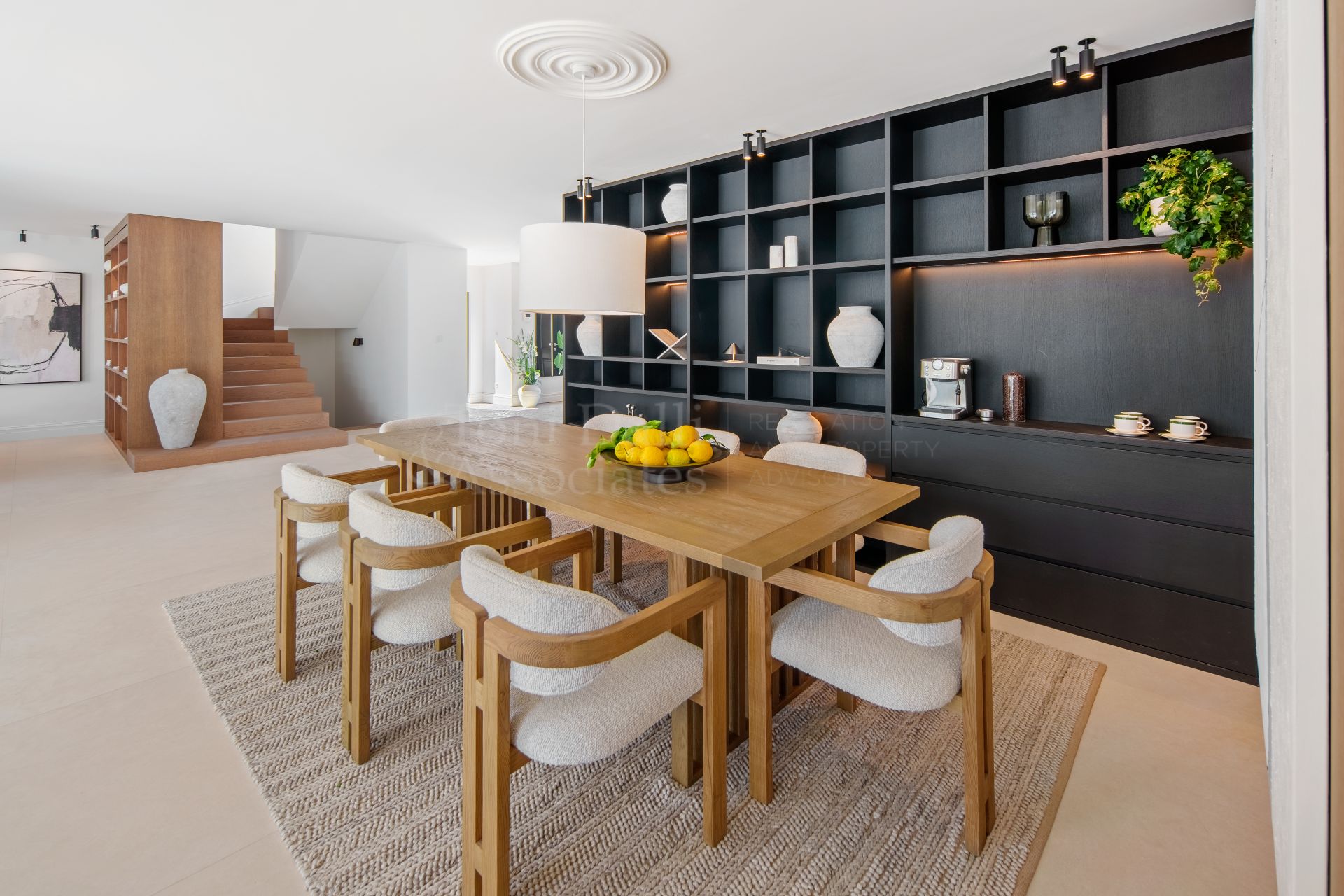 Villa in Nueva Andalucia, Marbella