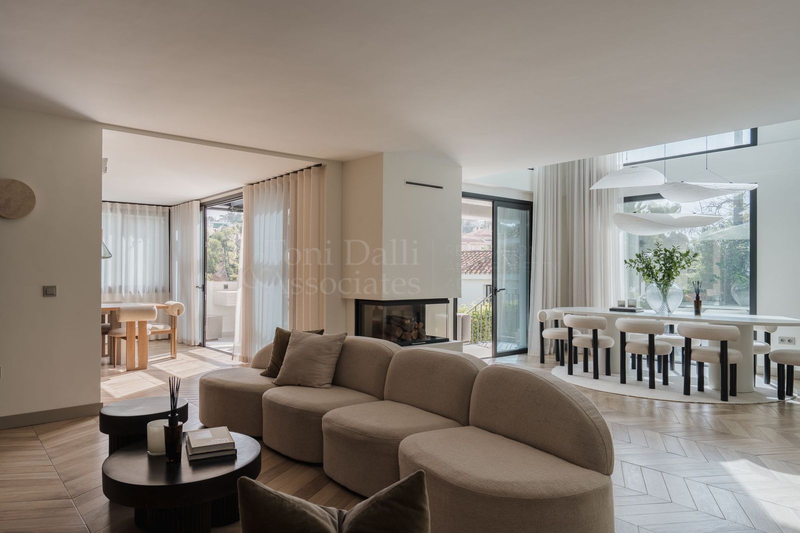 Villa in Los Naranjos Hill Club, Marbella