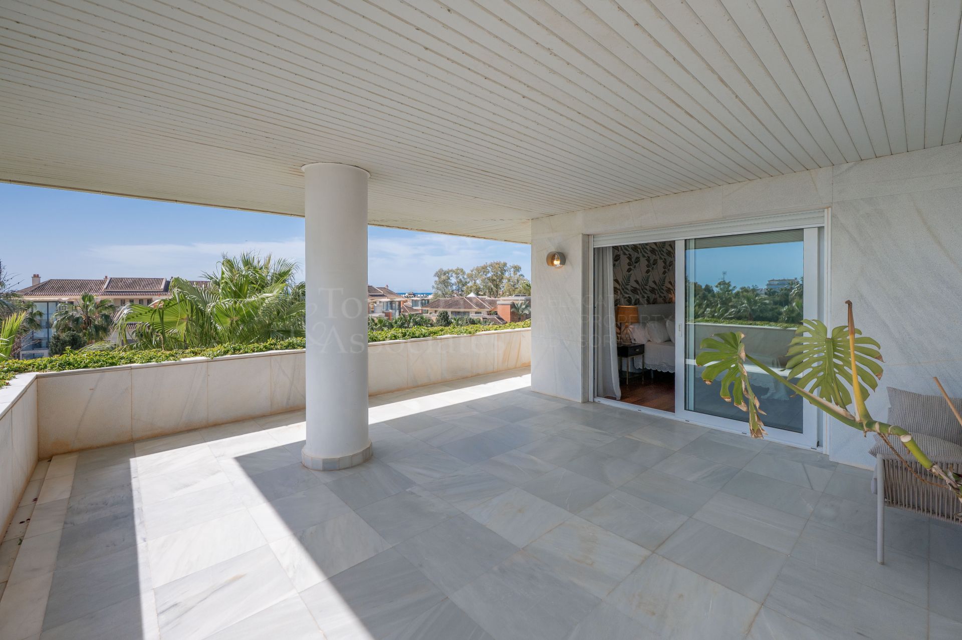 Apartment in El Embrujo Banús, Marbella