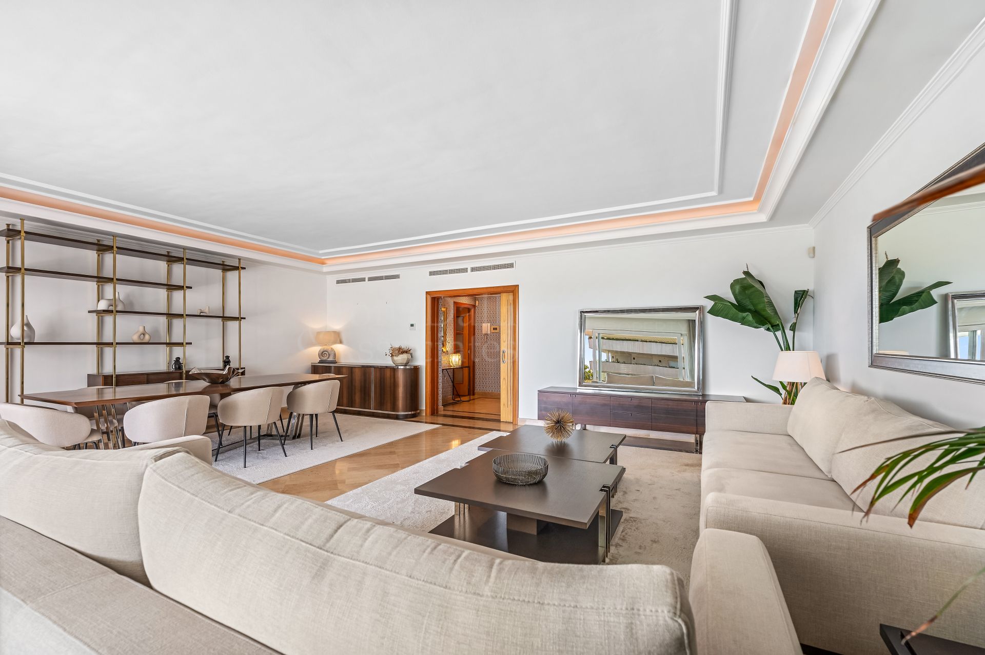 Apartment in El Embrujo Banús, Marbella