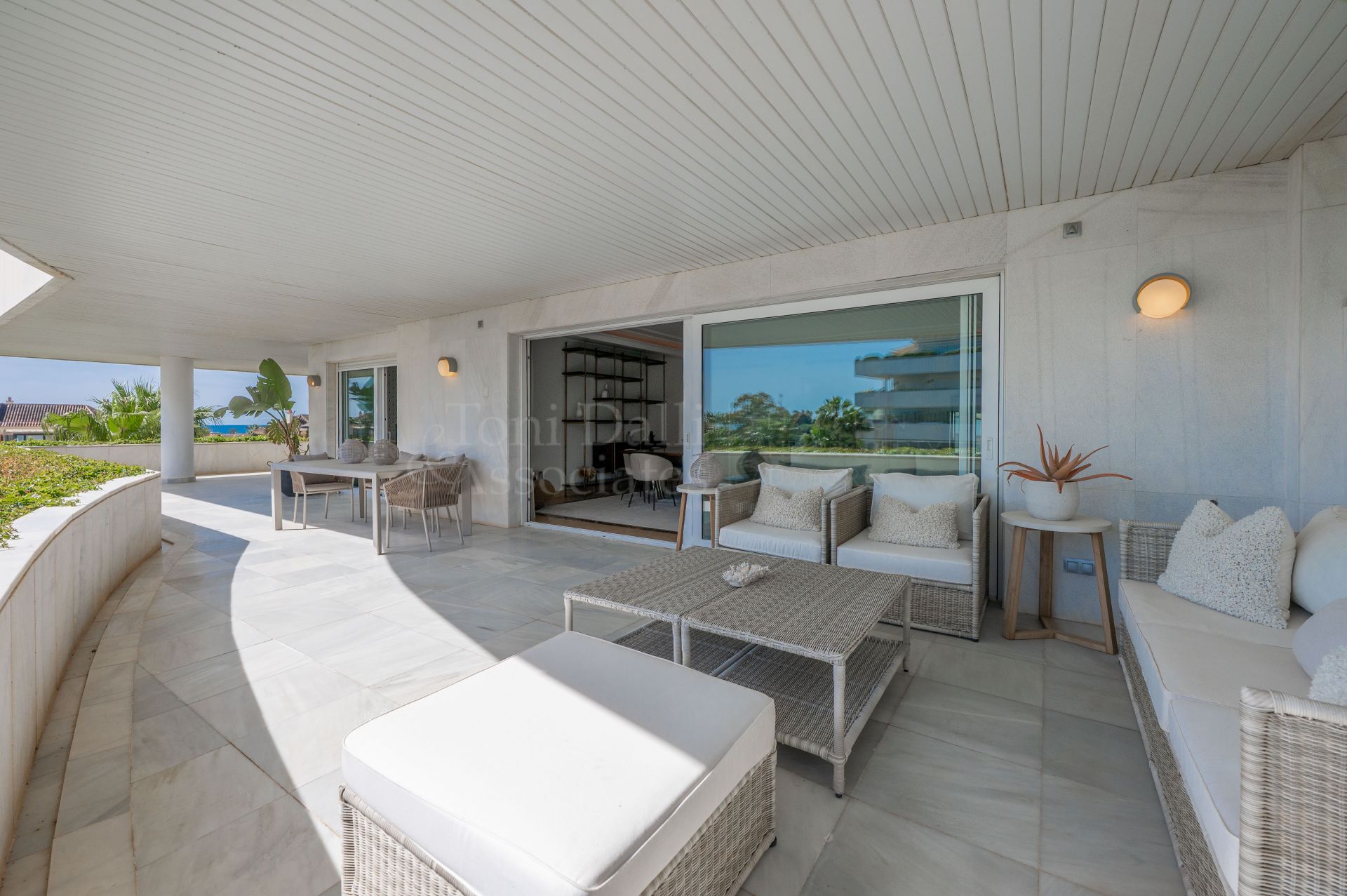 Apartment in El Embrujo Banús, Marbella