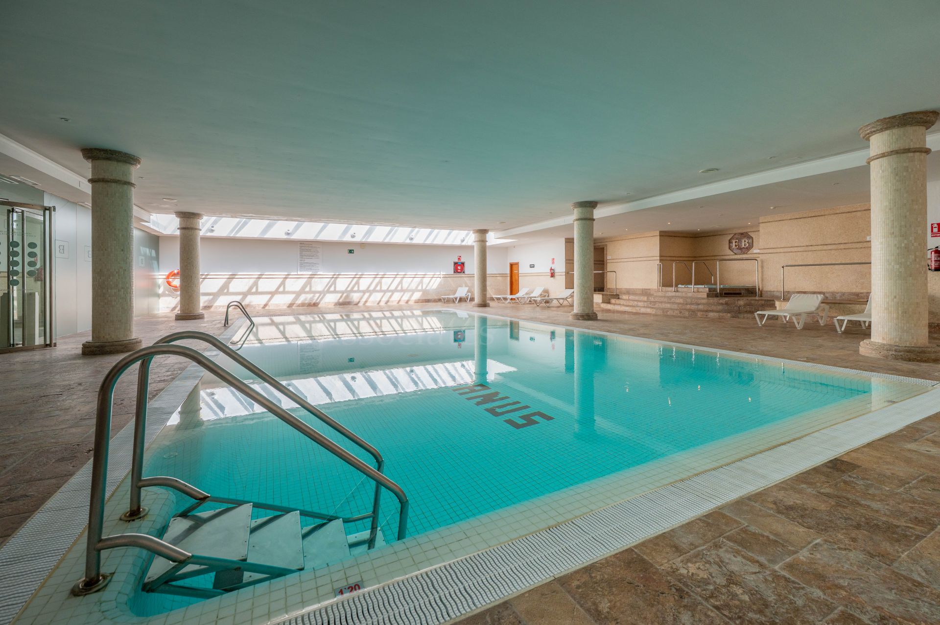 Apartment in El Embrujo Banús, Marbella