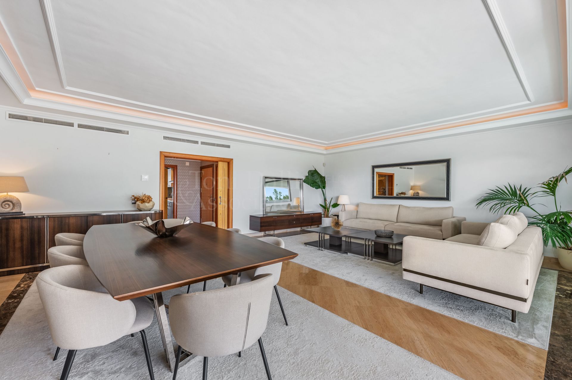 Apartment in El Embrujo Banús, Marbella