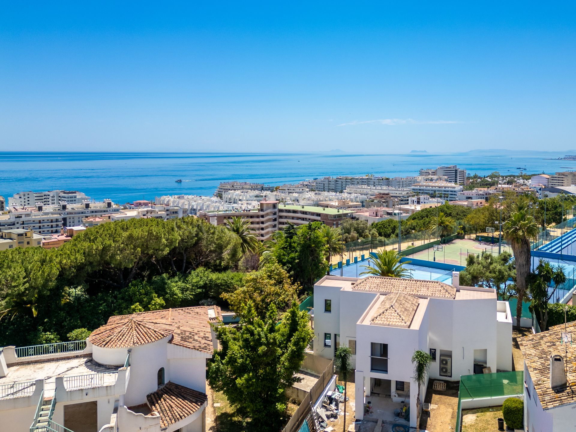Villa in Huerta Belón, Marbella