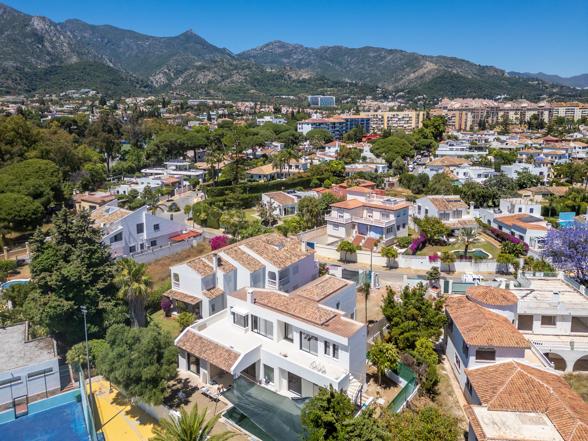Villa in Huerta Belón, Marbella
