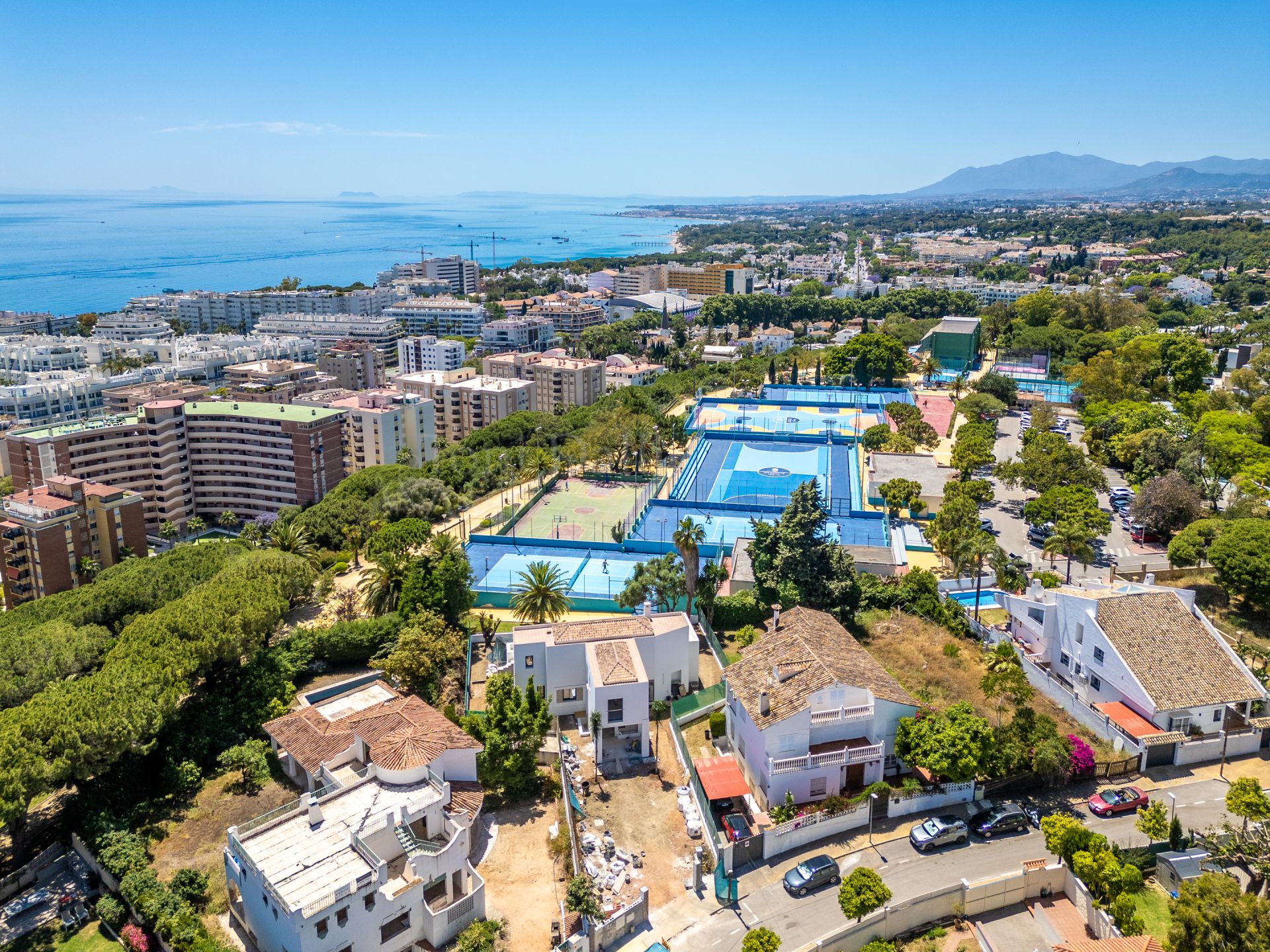 Villa in Huerta Belón, Marbella