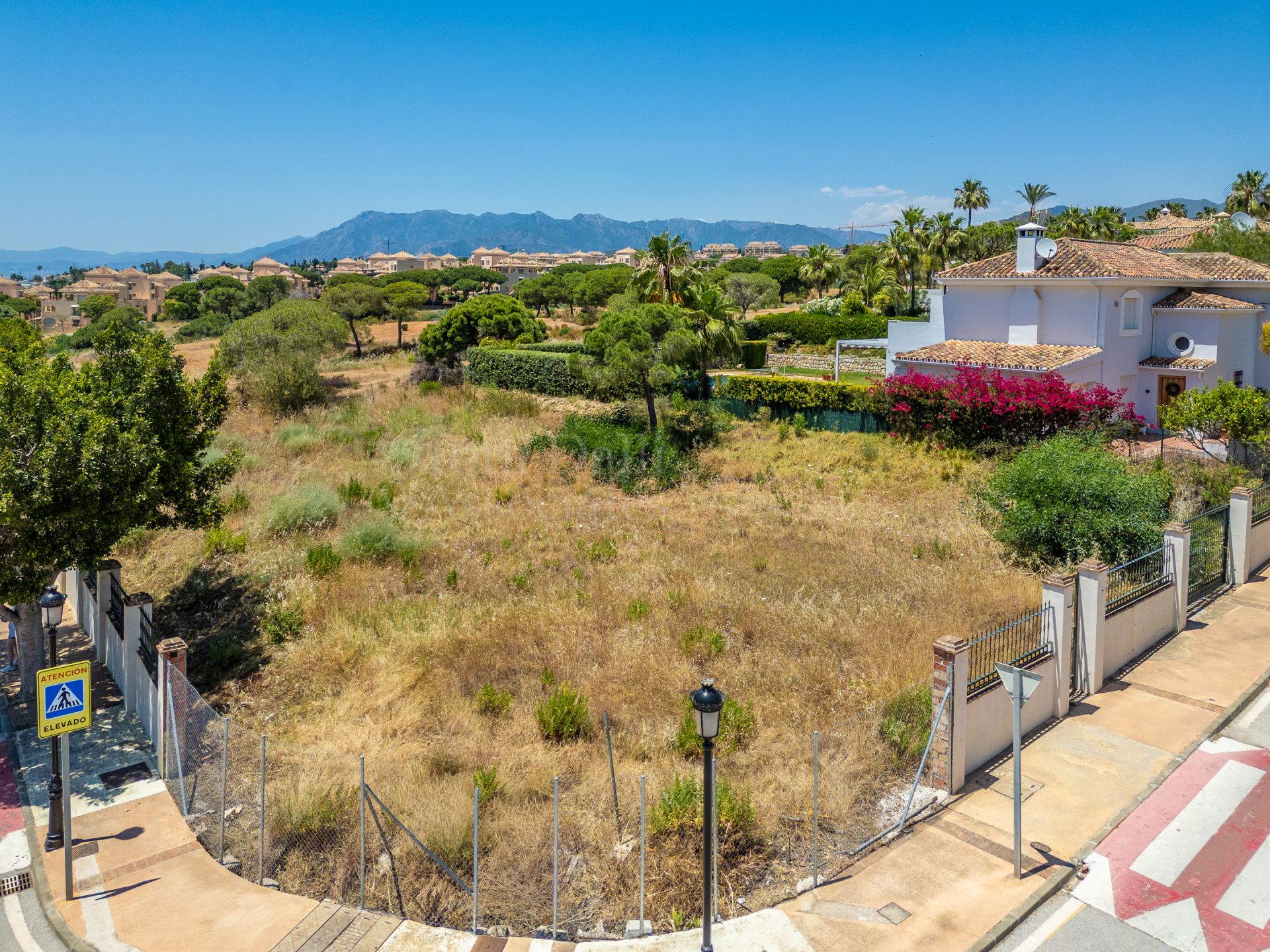Plot in Elviria, Marbella