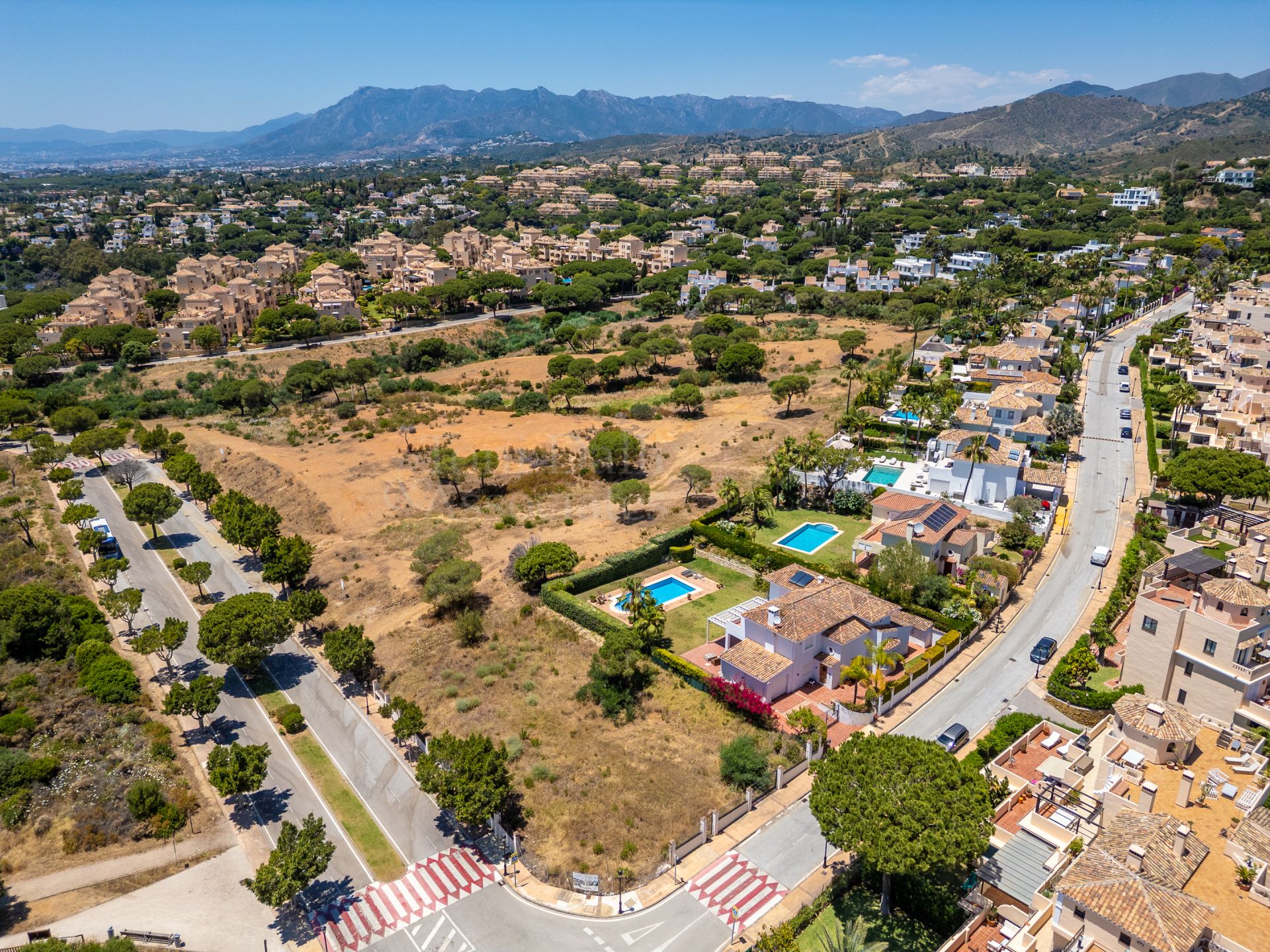 Plot in Elviria, Marbella
