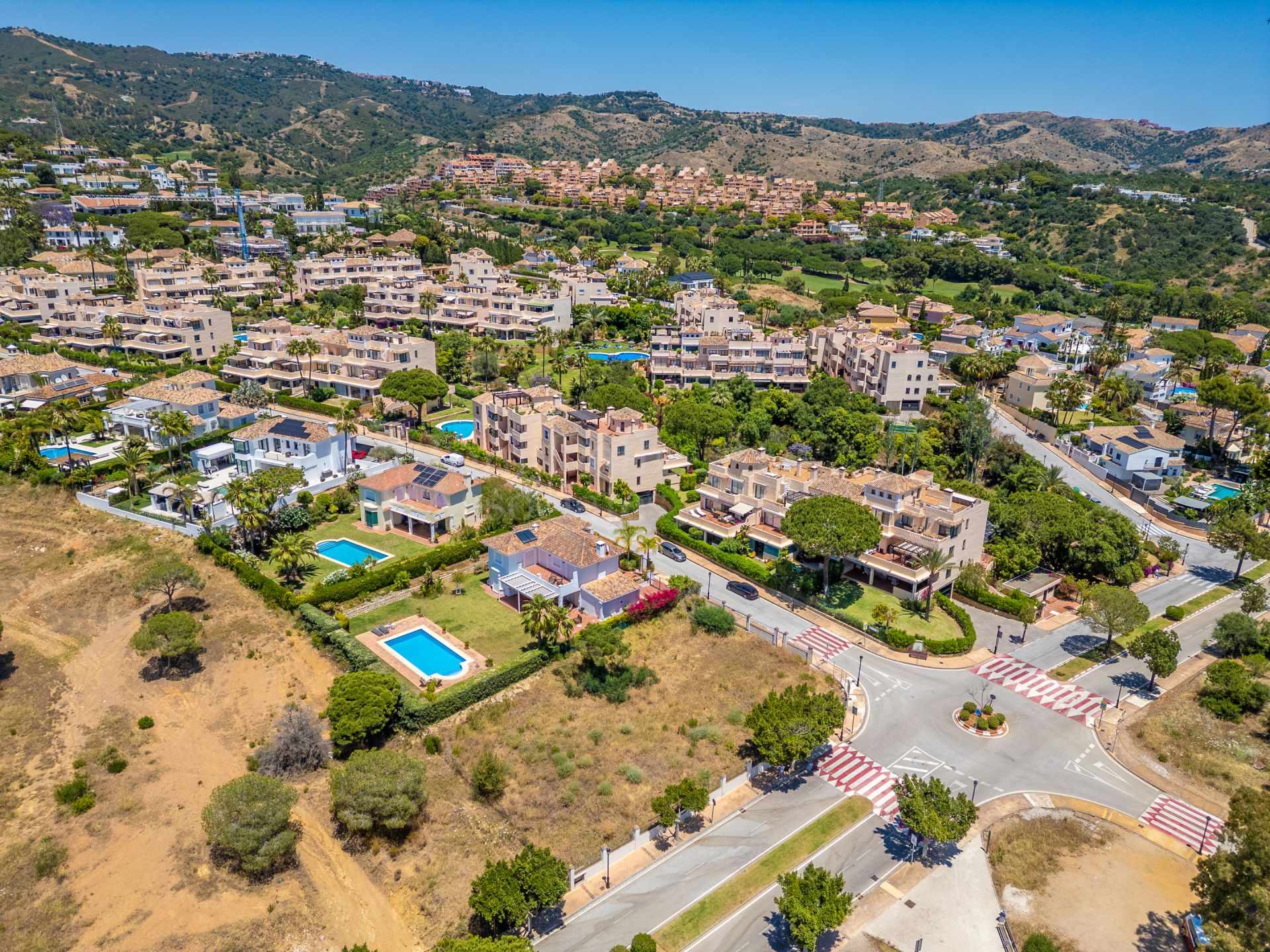 Plot in Elviria, Marbella