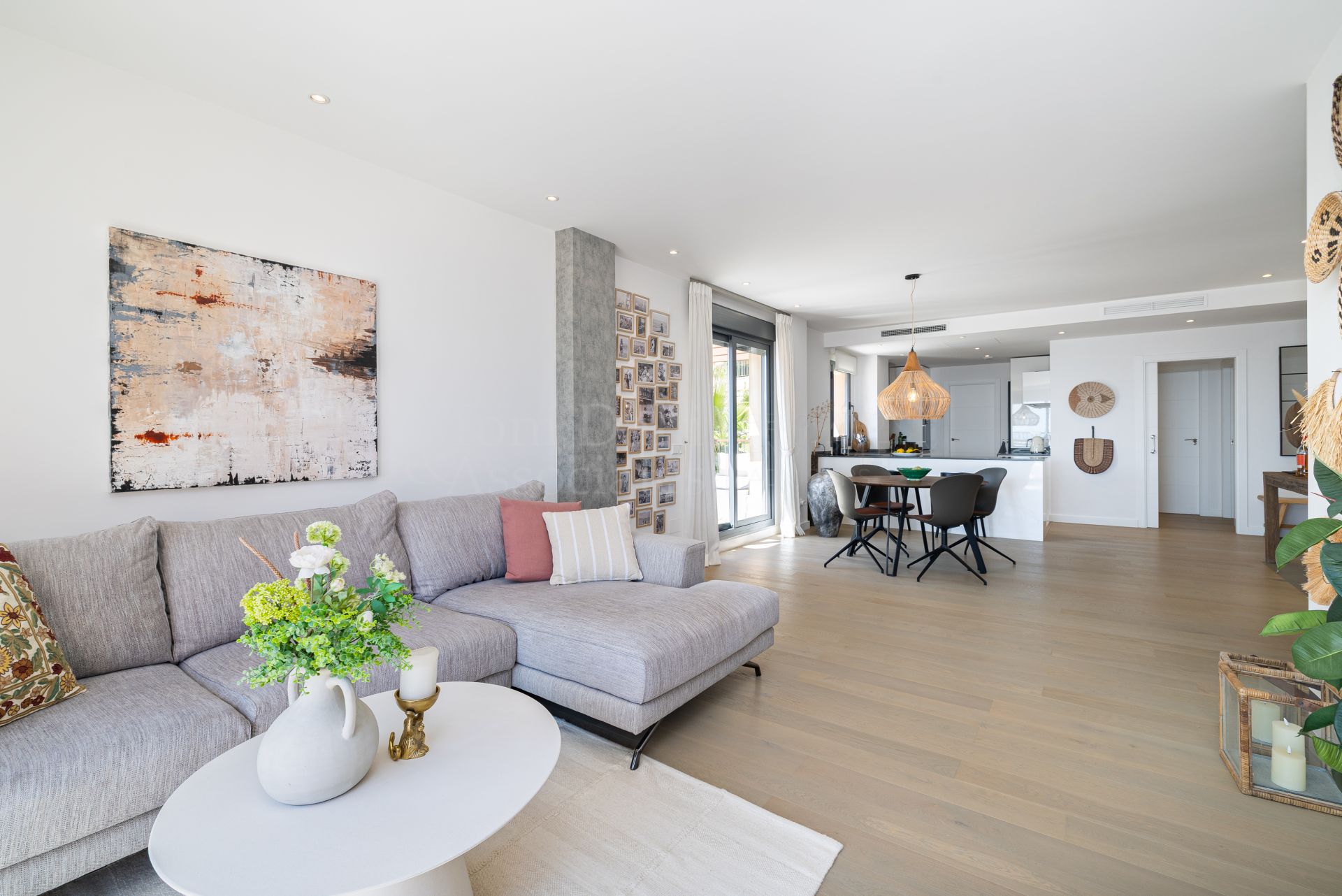 Penthouse in Hacienda del Señorio de Cifuentes, Benahavis
