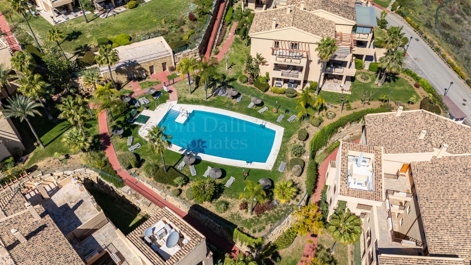 Penthouse in Hacienda del Señorio de Cifuentes, Benahavis