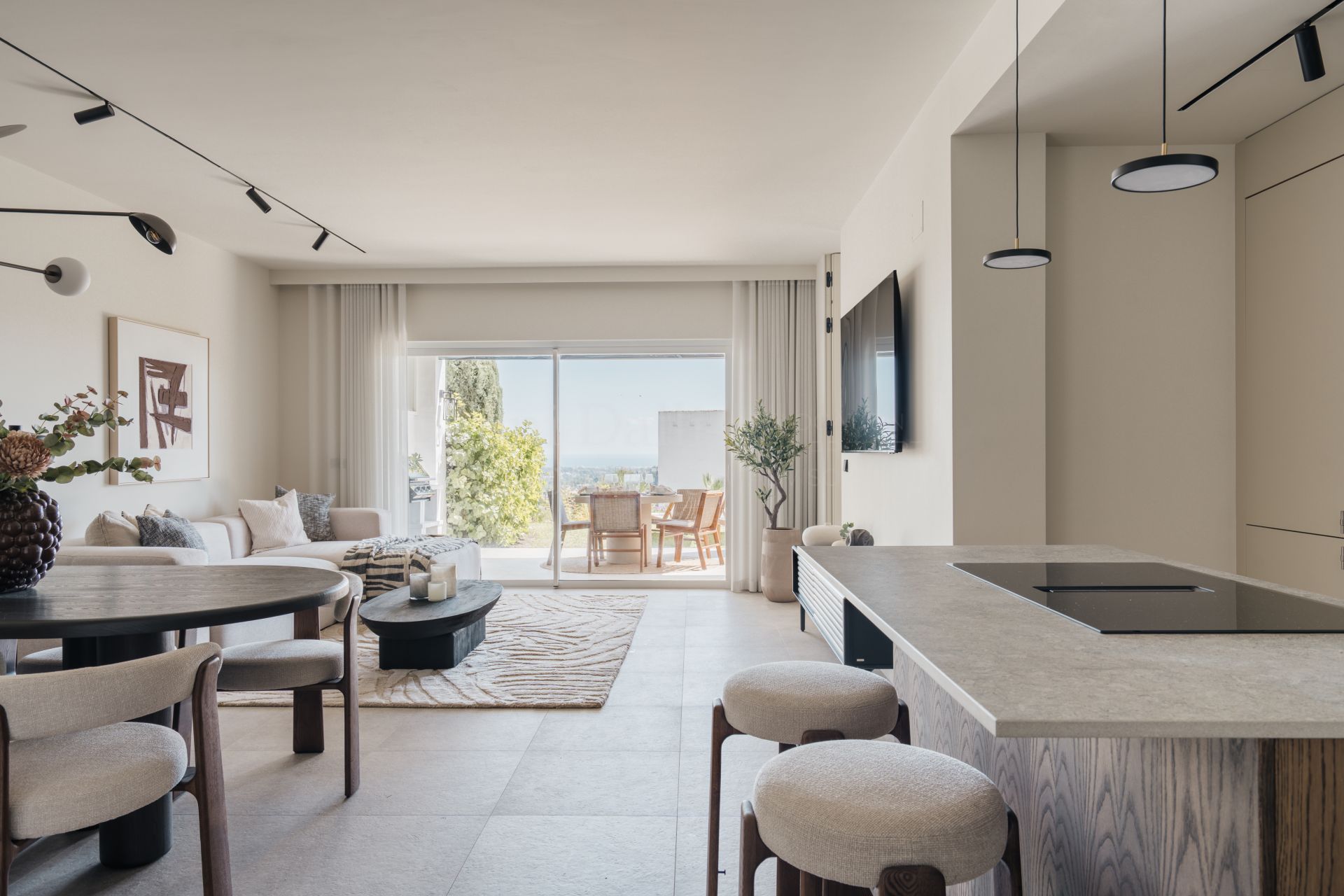 Ground Floor Apartment in La Quinta Village, Marbella