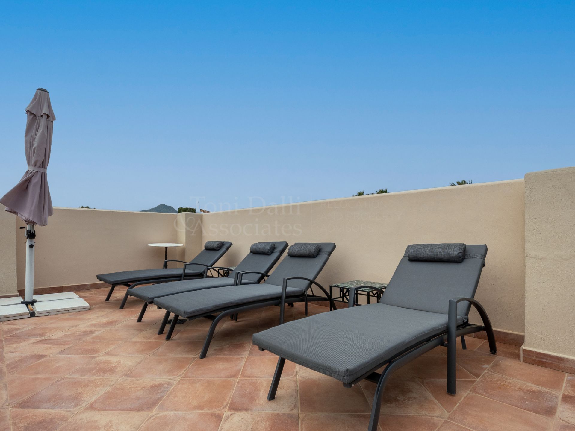 Duplex Penthouse in El Paraiso, Estepona