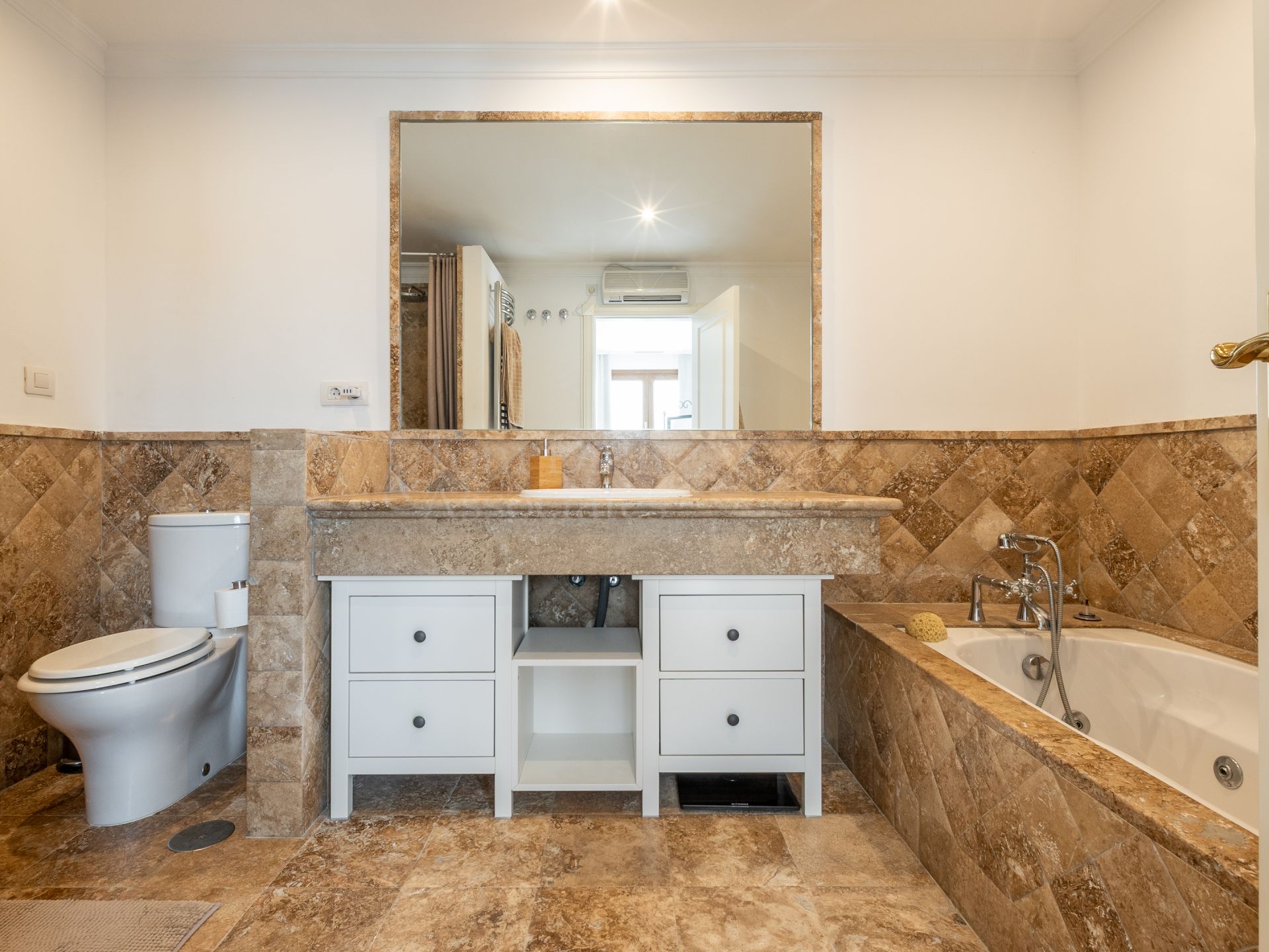 Duplex Penthouse in El Paraiso, Estepona