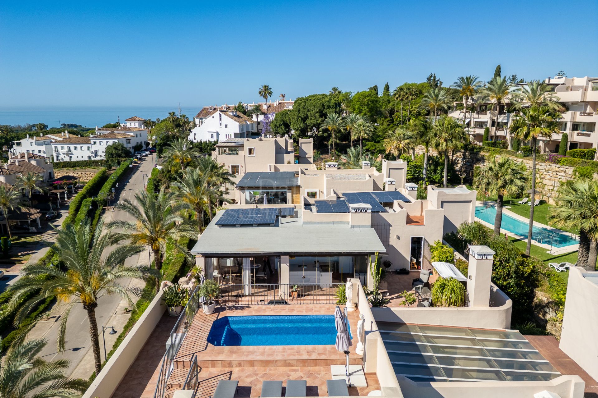 Duplex Penthouse in El Paraiso, Estepona