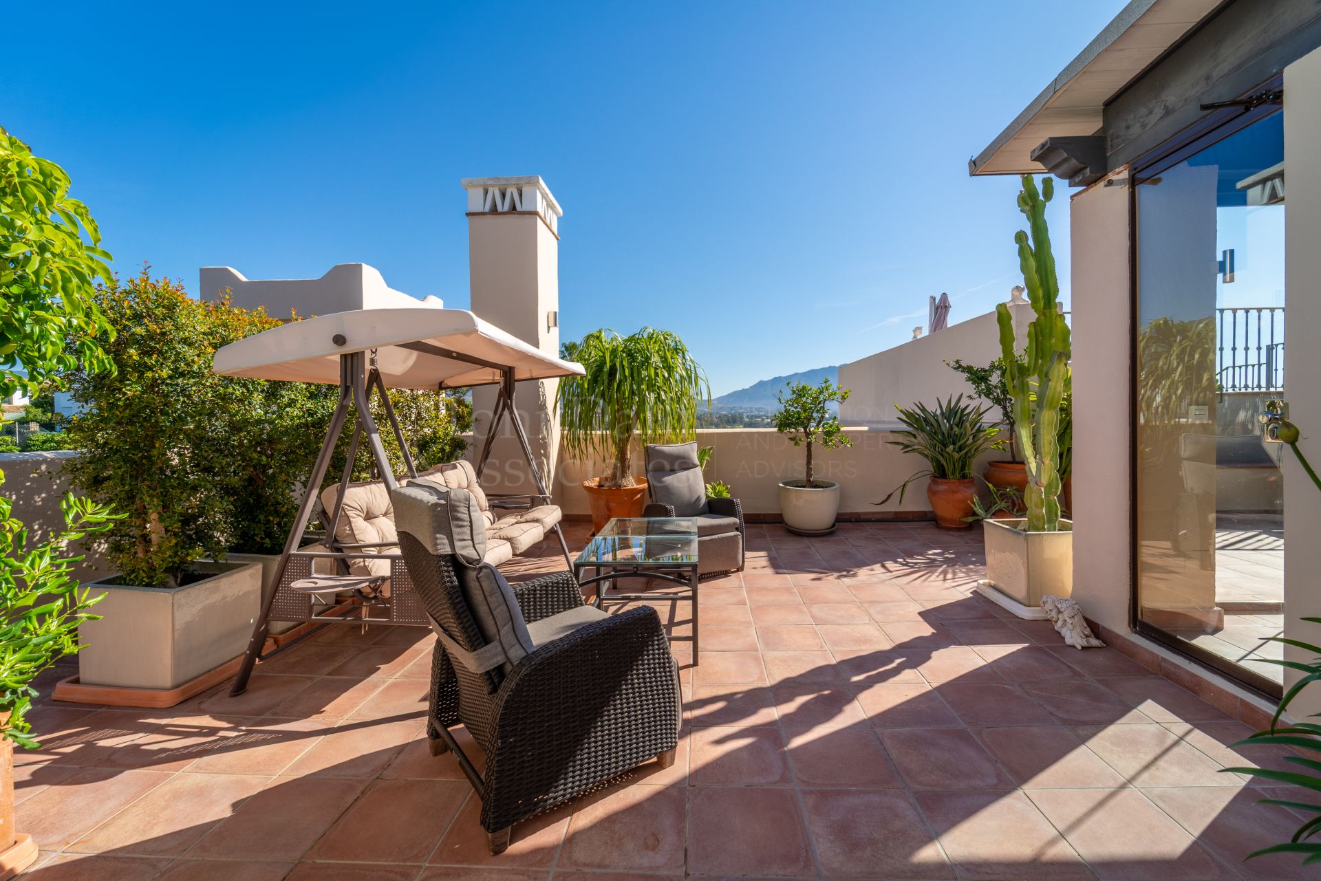 Duplex Penthouse in El Paraiso, Estepona