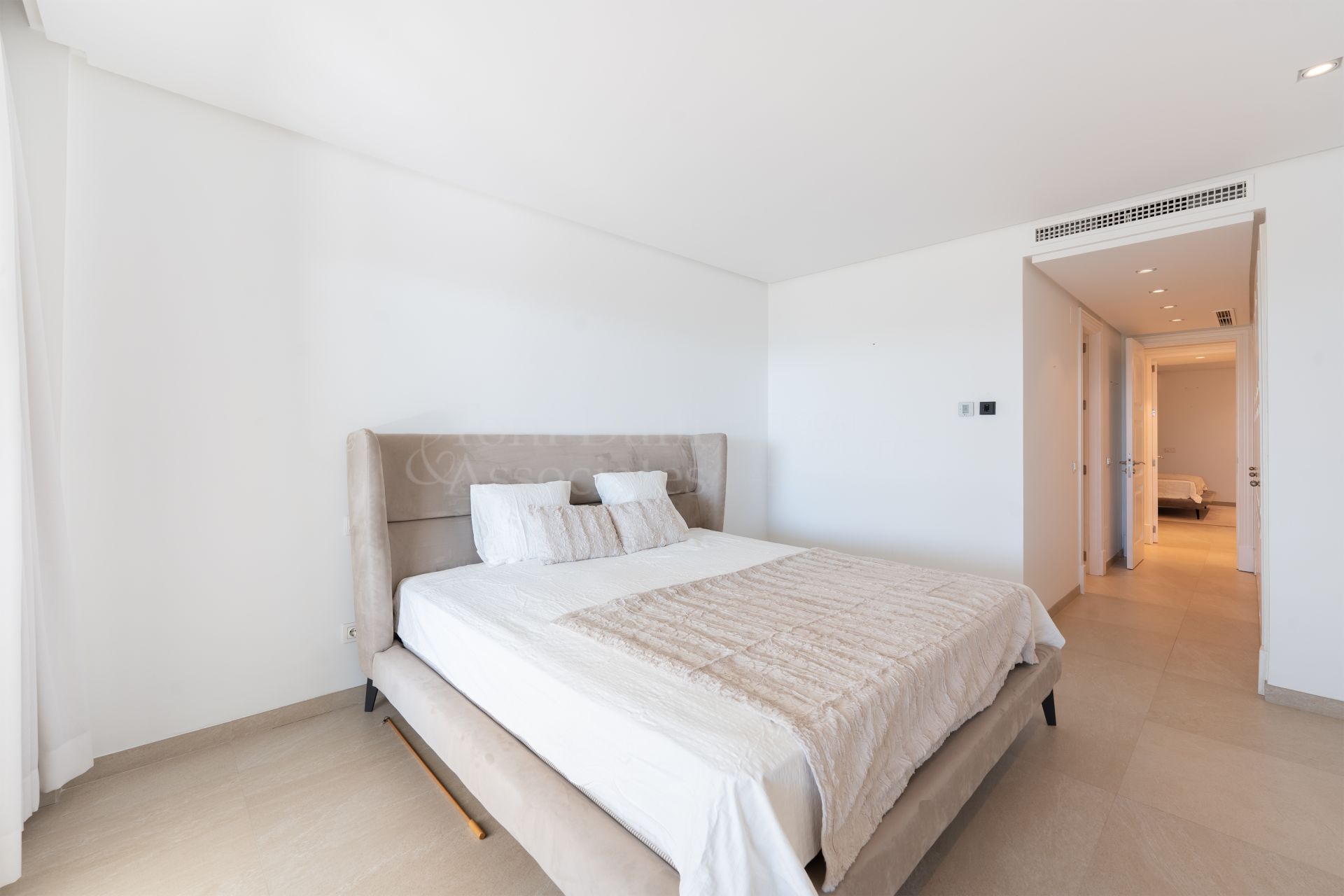 Apartment in Doncella Beach, Estepona