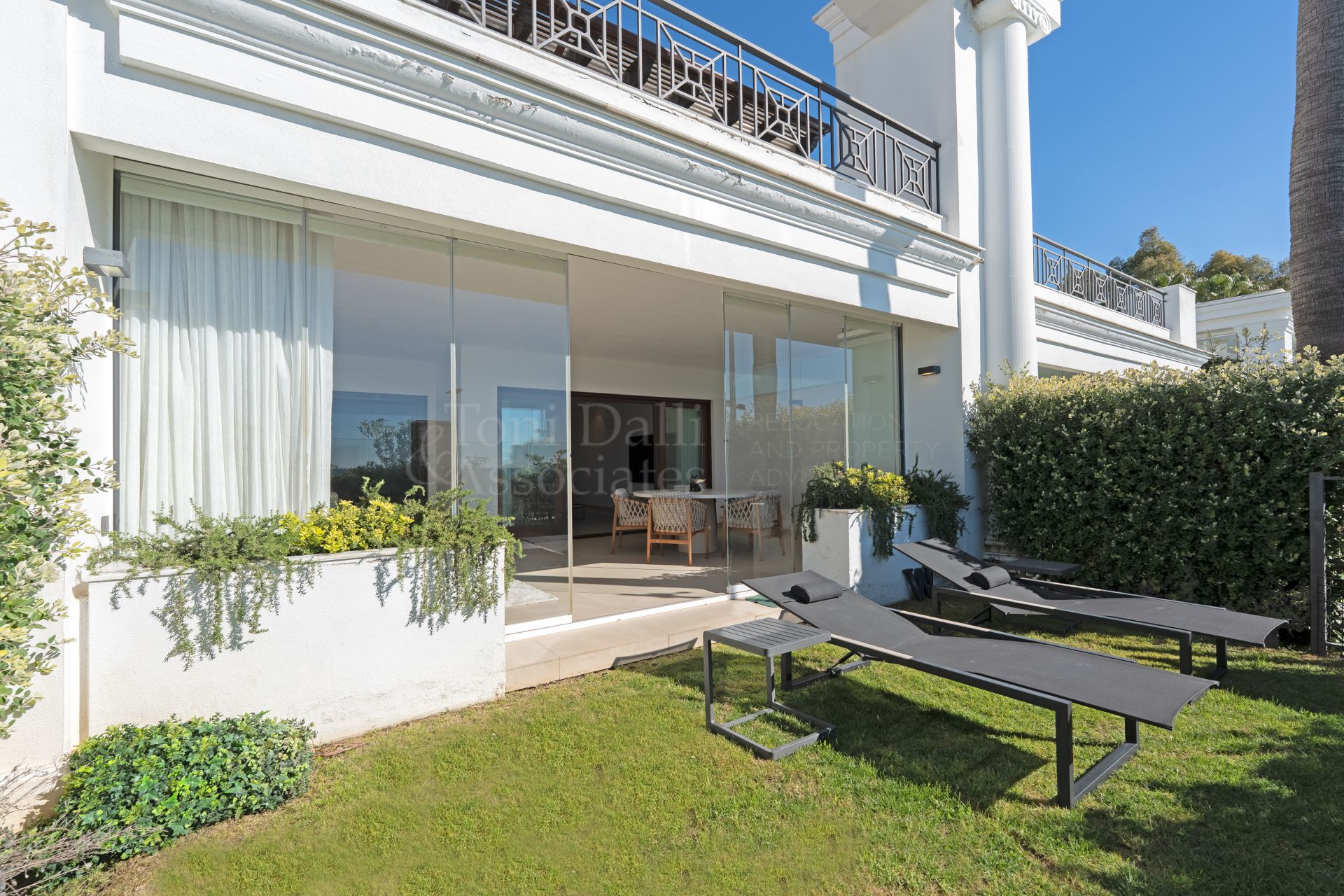 Apartment in Doncella Beach, Estepona