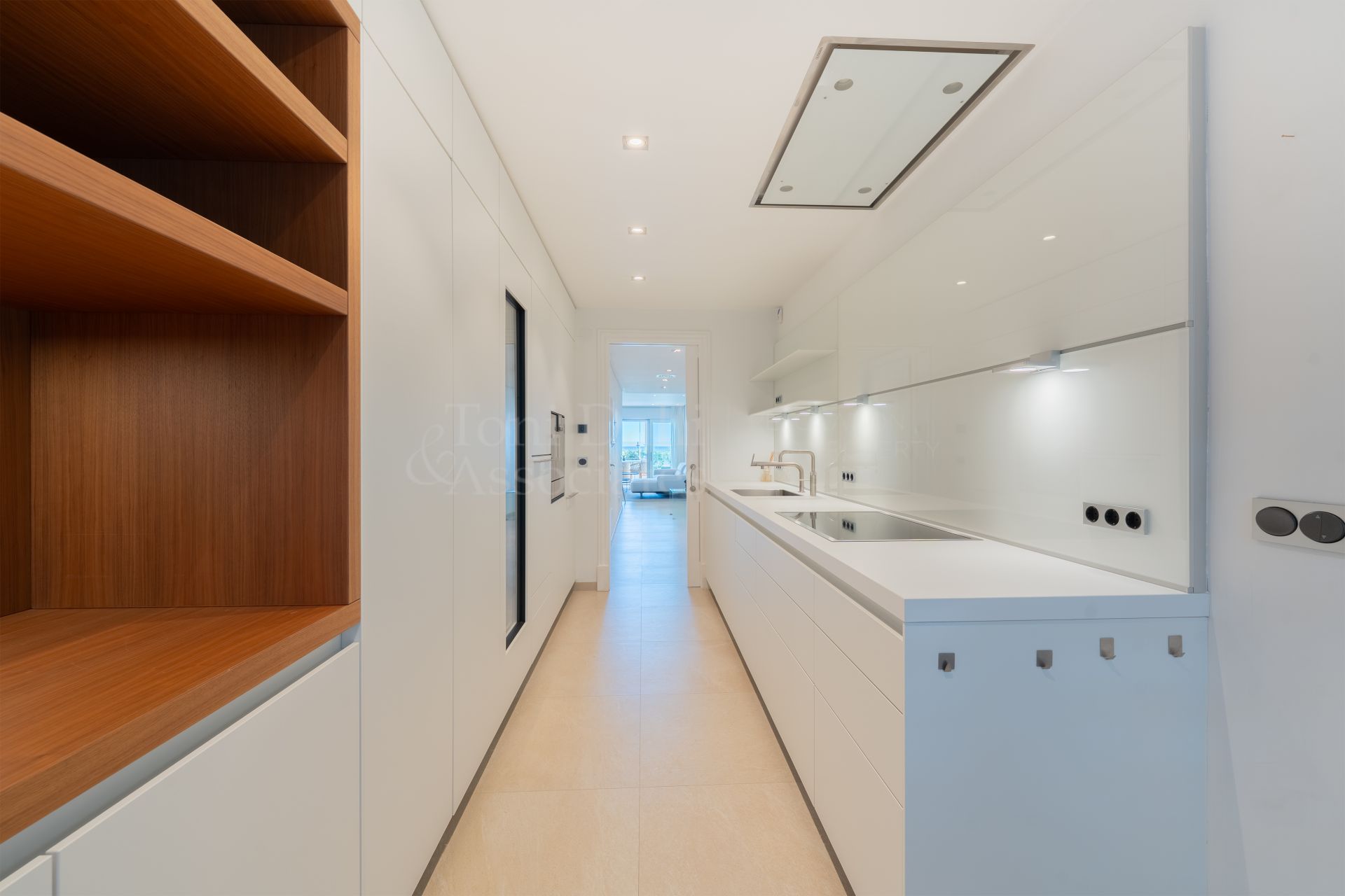 Apartment in Doncella Beach, Estepona