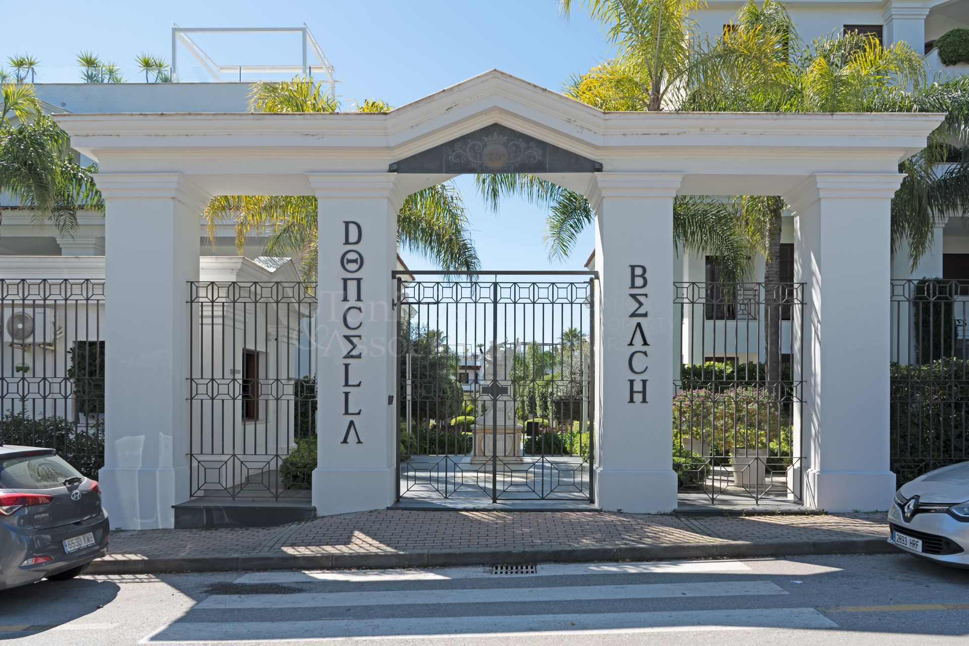 Apartment in Doncella Beach, Estepona