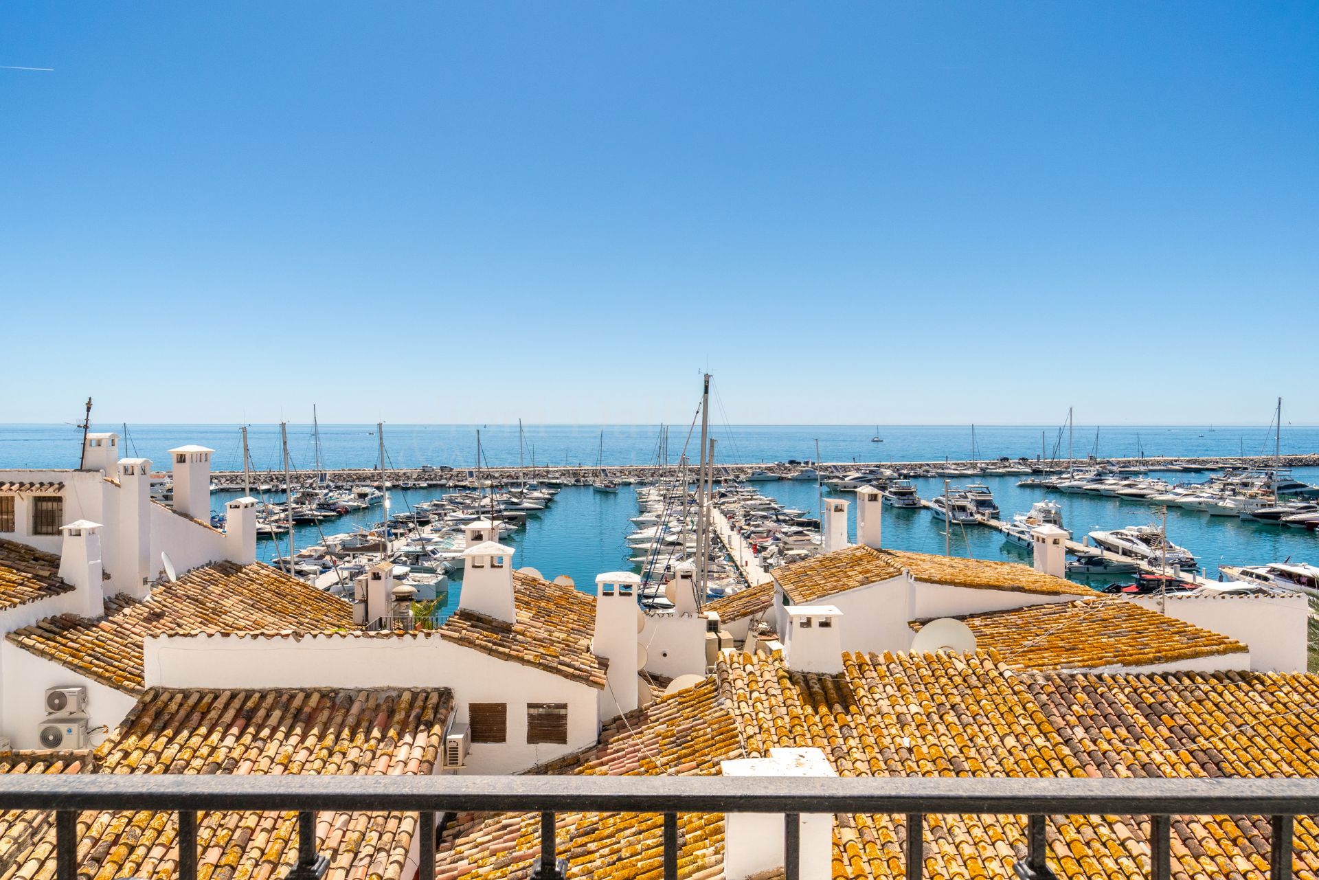 Apartment in Marbella - Puerto Banus, Marbella