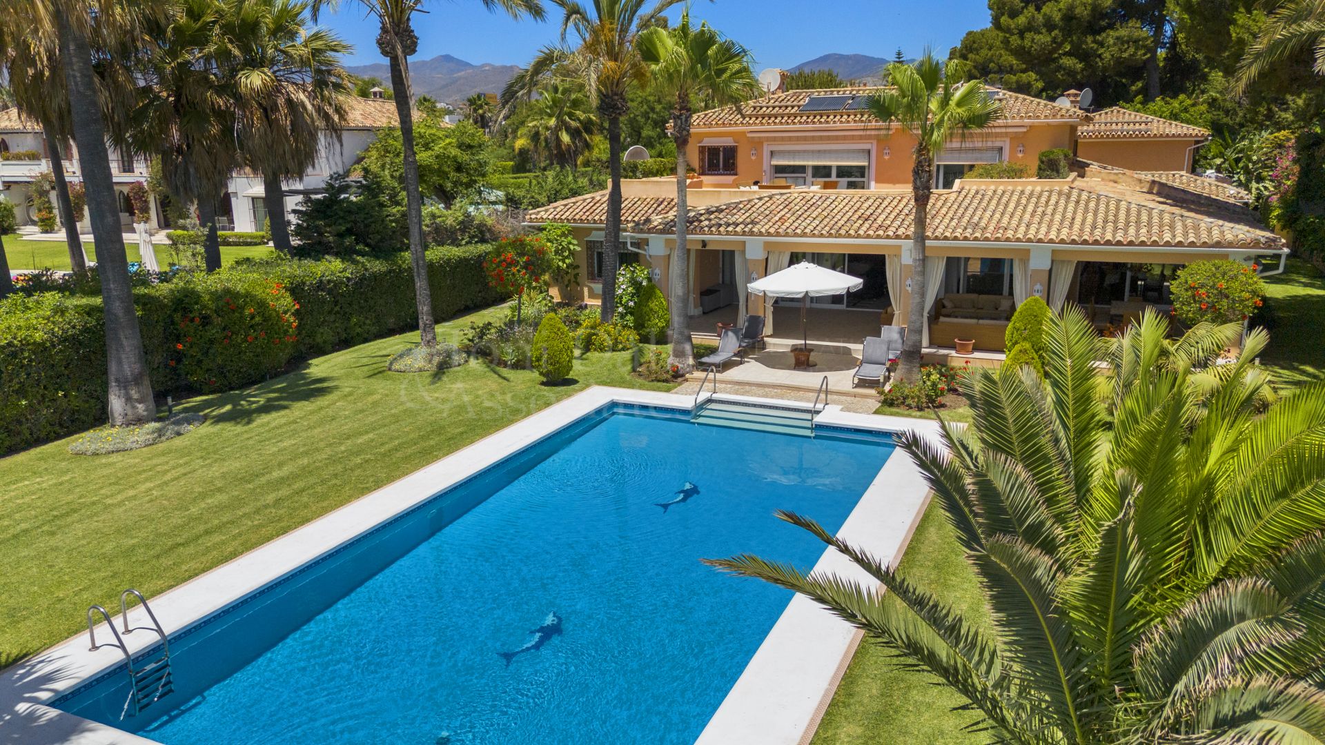 Villa in Benamara, Estepona