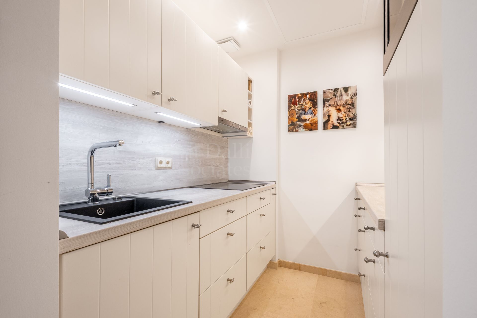 Apartment in Hotel Puente Romano, Marbella