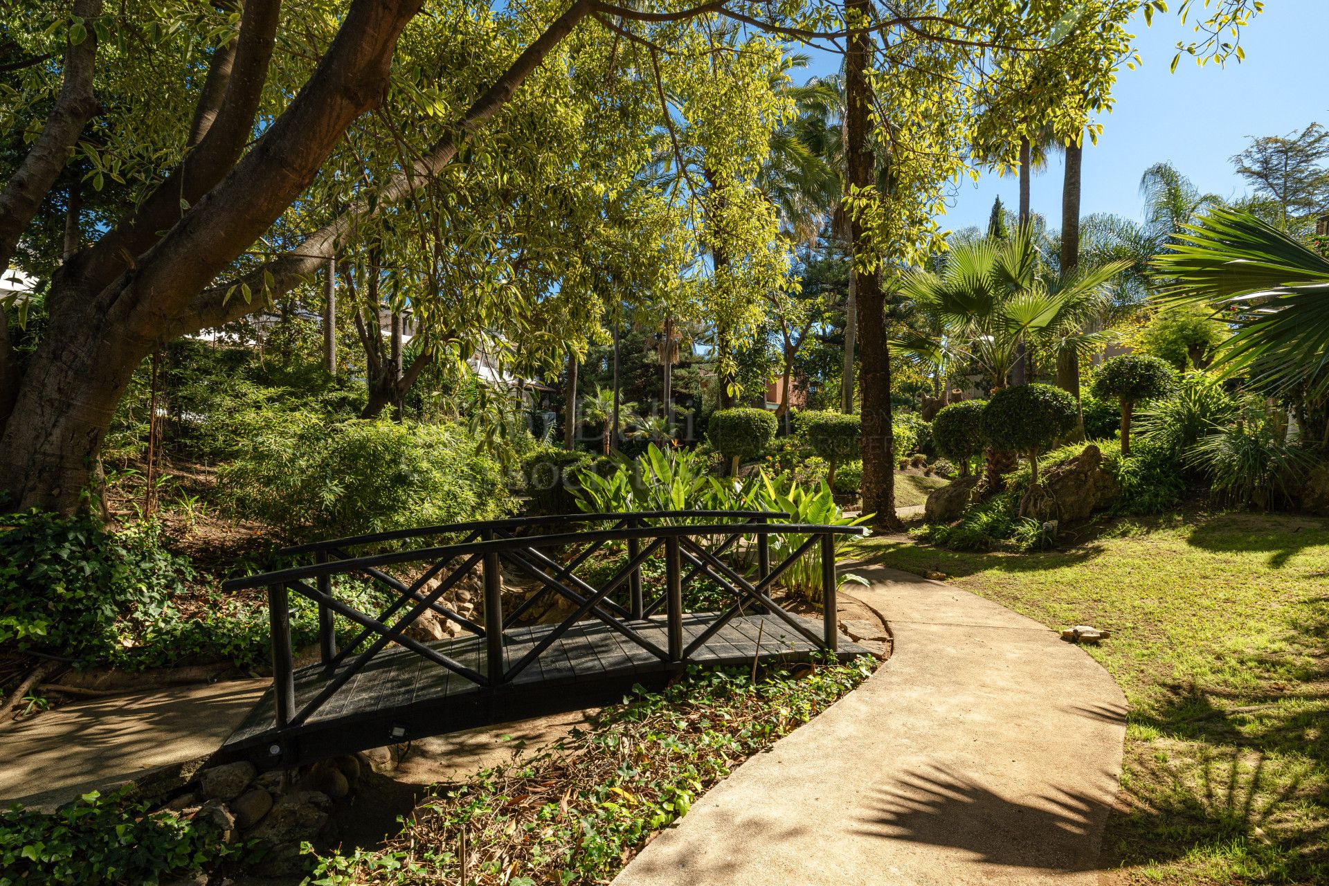 Apartment in Hotel Puente Romano, Marbella