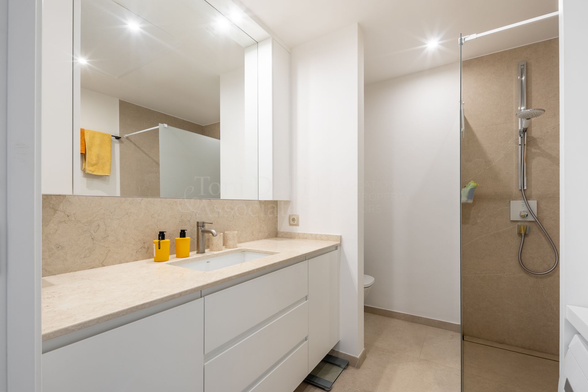 Apartment in Hotel Puente Romano, Marbella