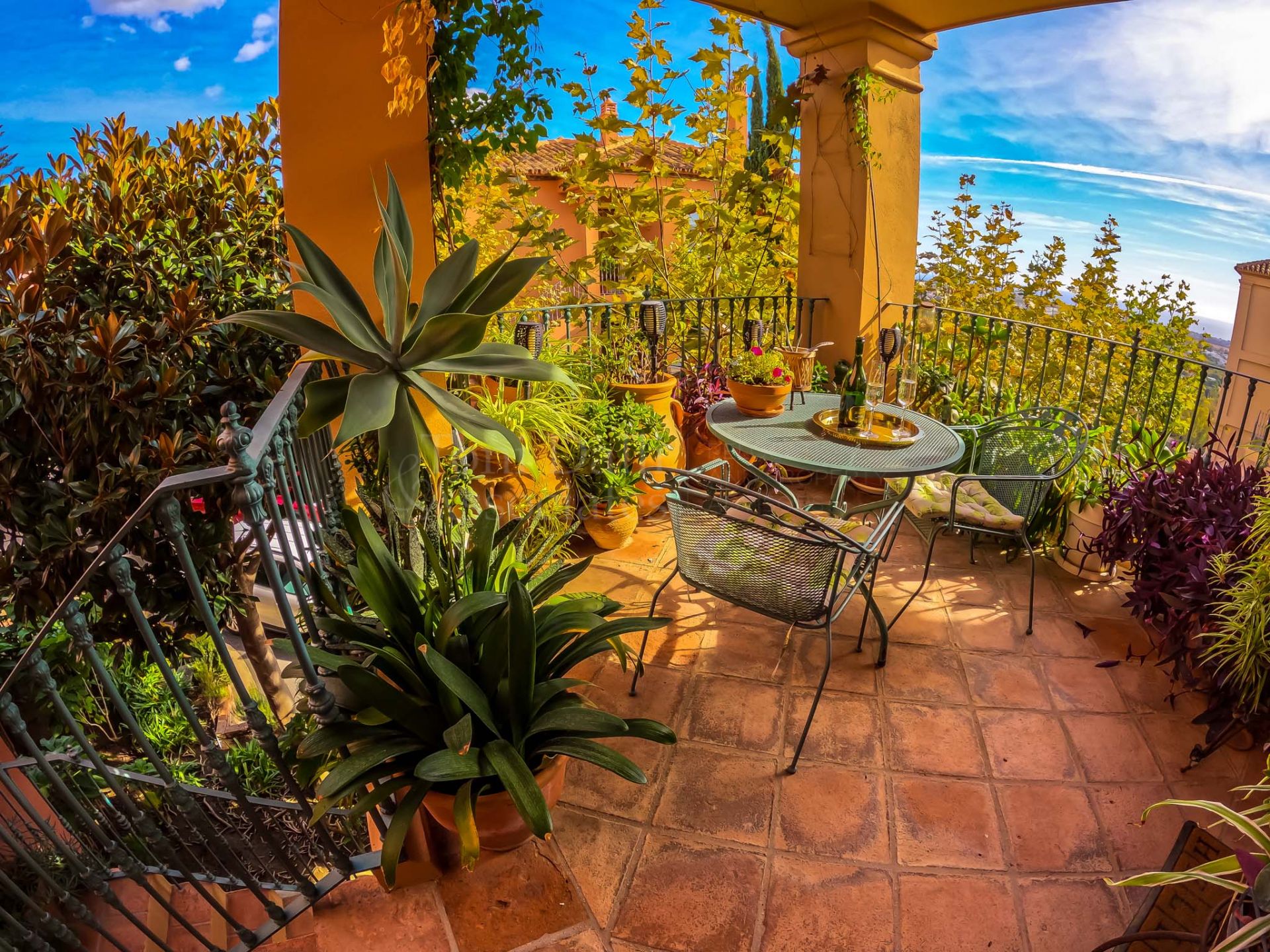 Penthouse in Monte Halcones, Benahavis