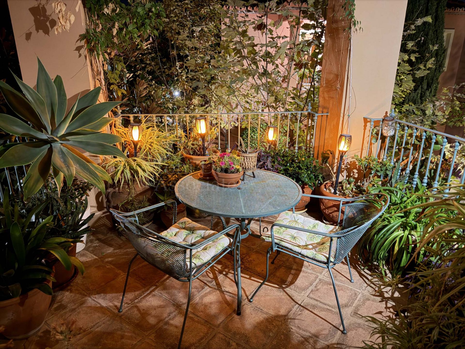 Penthouse in Monte Halcones, Benahavis