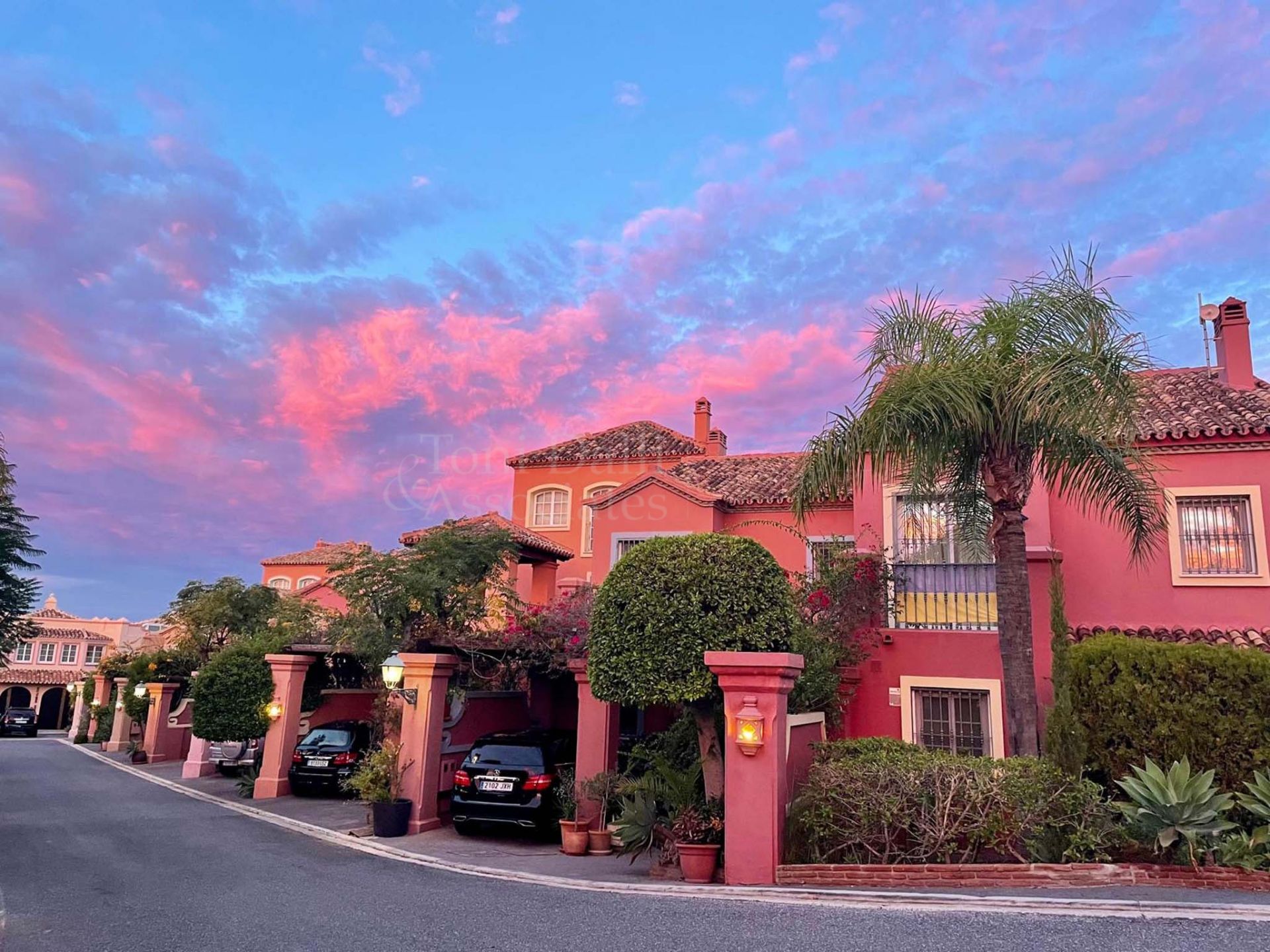 Penthouse in Monte Halcones, Benahavis
