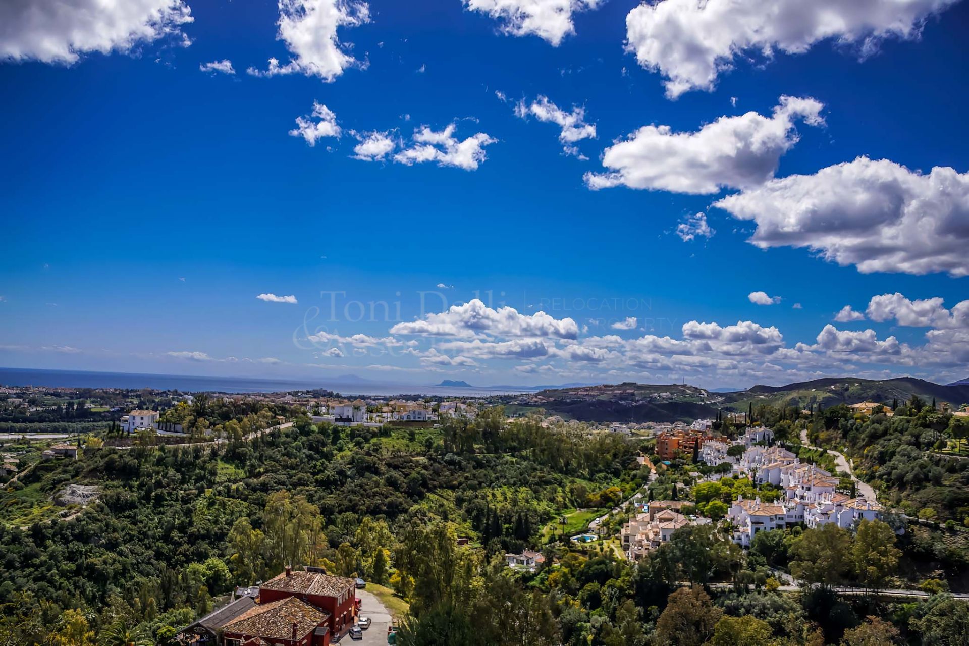 Penthouse in Monte Halcones, Benahavis