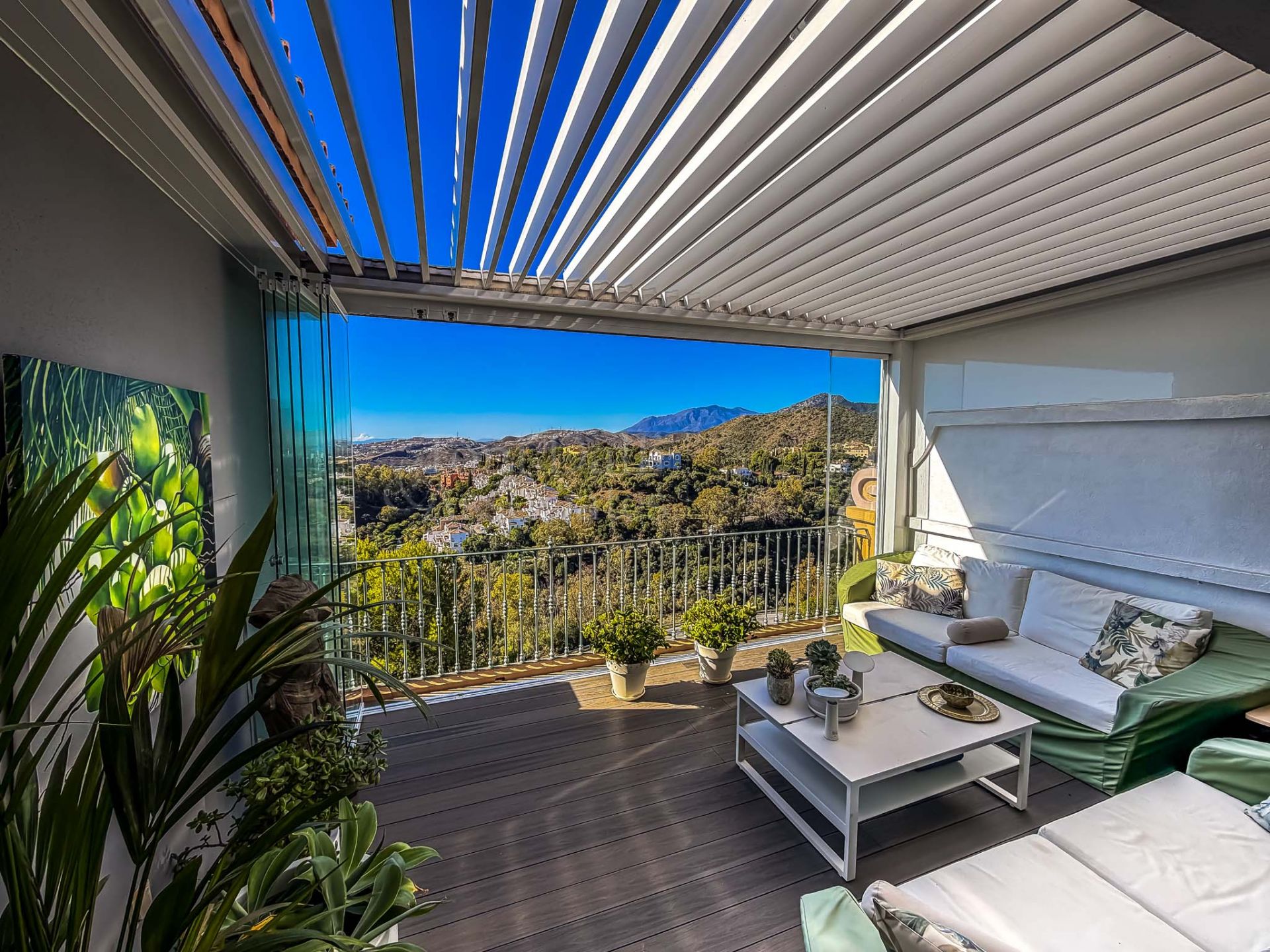 Penthouse in Monte Halcones, Benahavis