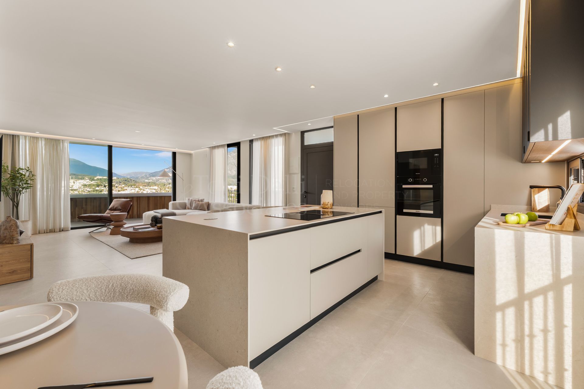 Penthouse in Jardines de Andalucia, Marbella