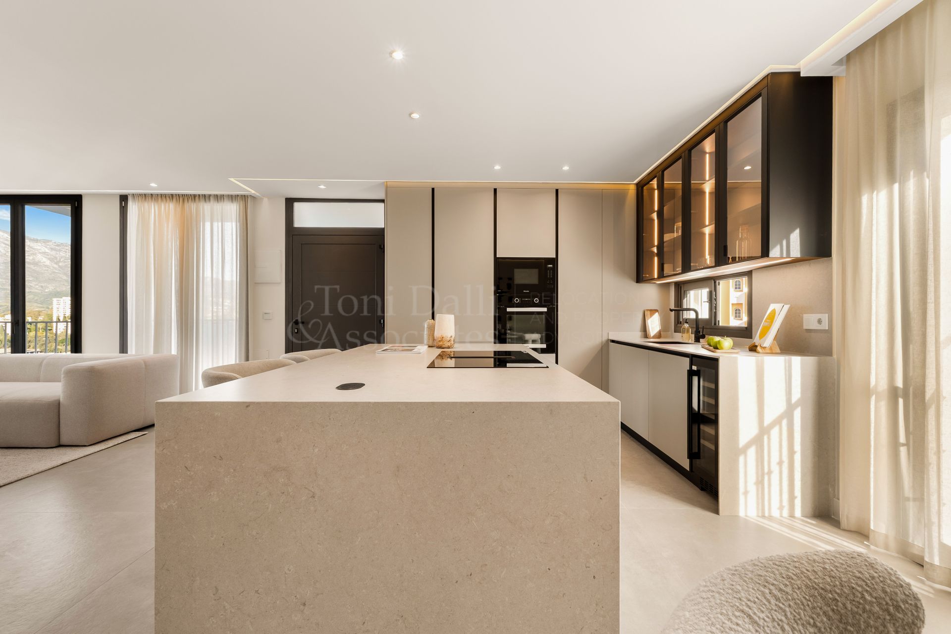 Penthouse in Jardines de Andalucia, Marbella