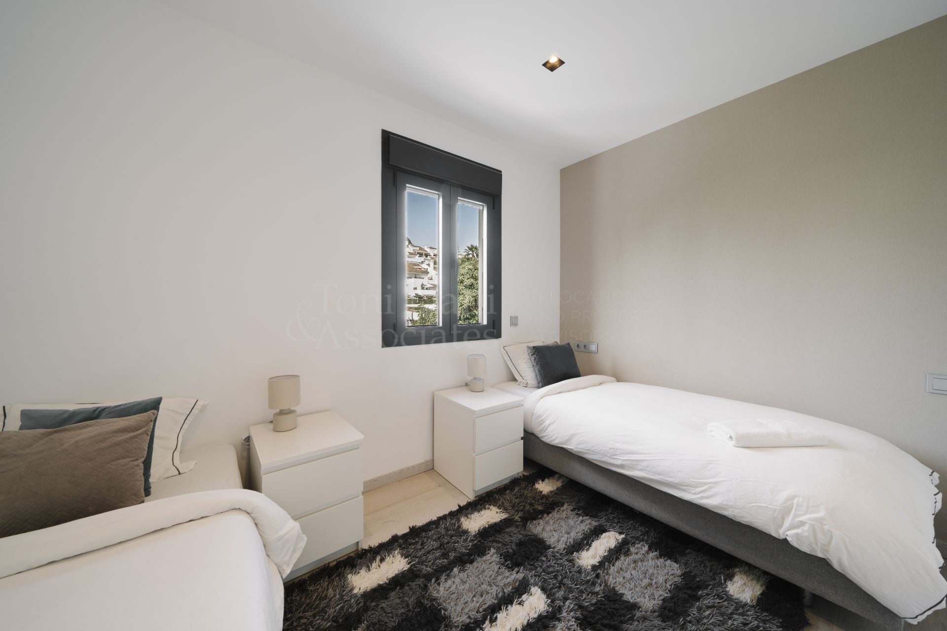 Villa in Nueva Andalucia, Marbella