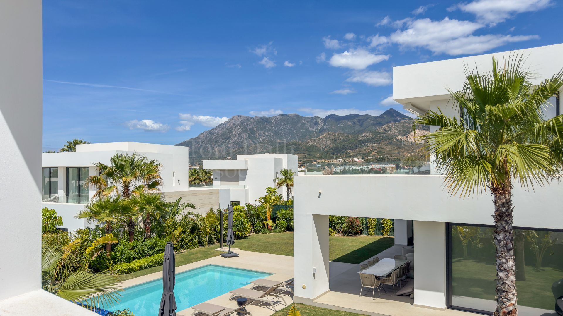 Villa in La Finca de Marbella, Marbella