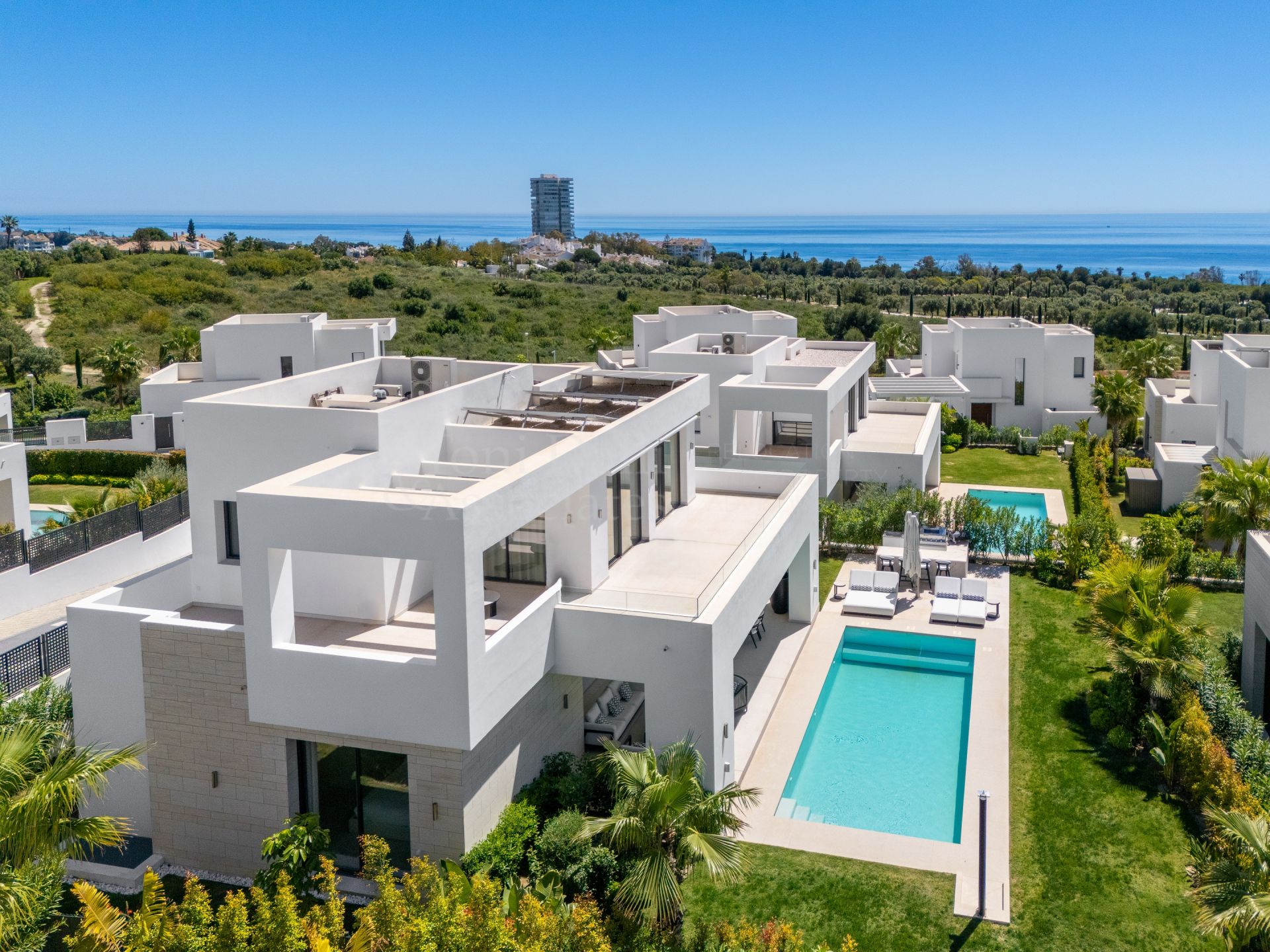 Villa in La Finca de Marbella, Marbella