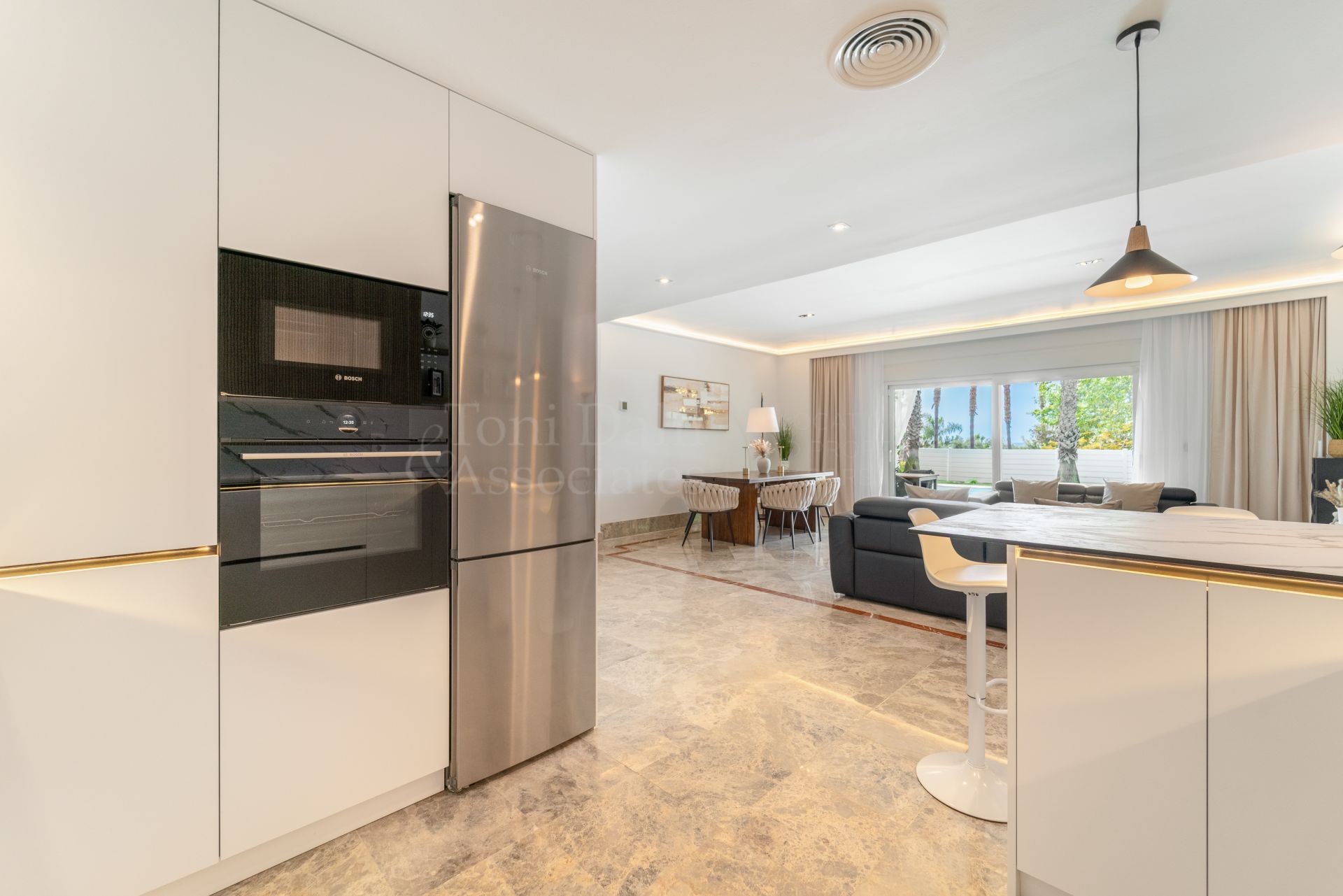 Semi Detached House in Santa Clara, Marbella