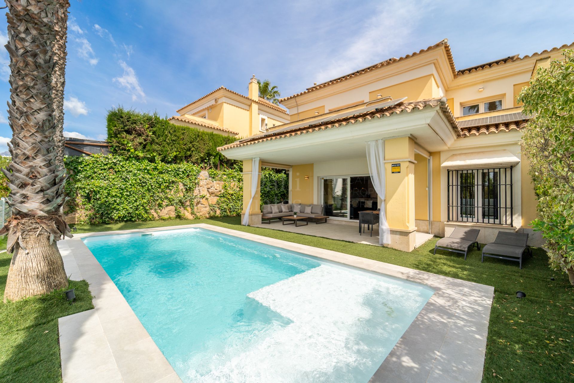 Semi Detached House in Santa Clara, Marbella