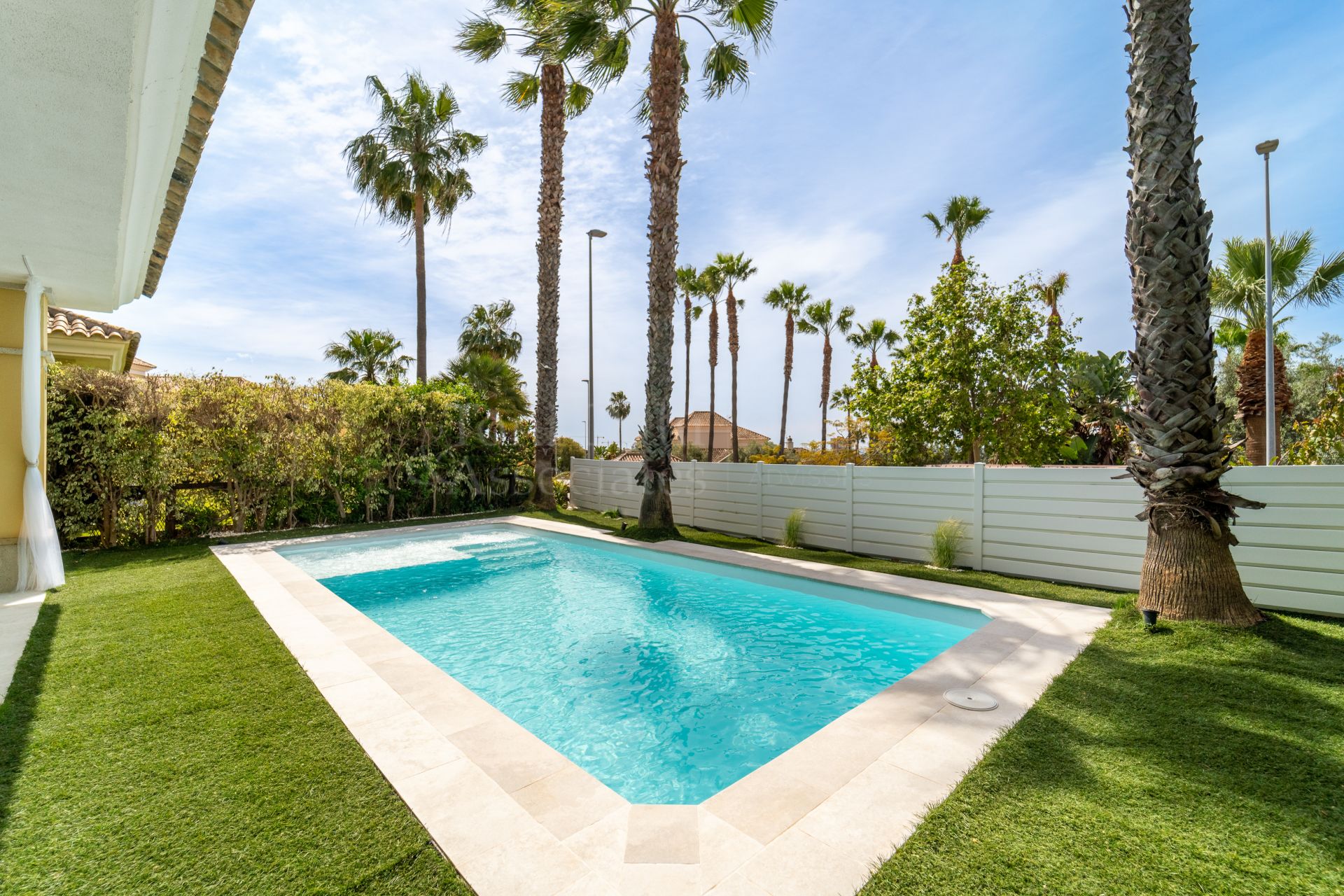 Semi Detached House in Santa Clara, Marbella