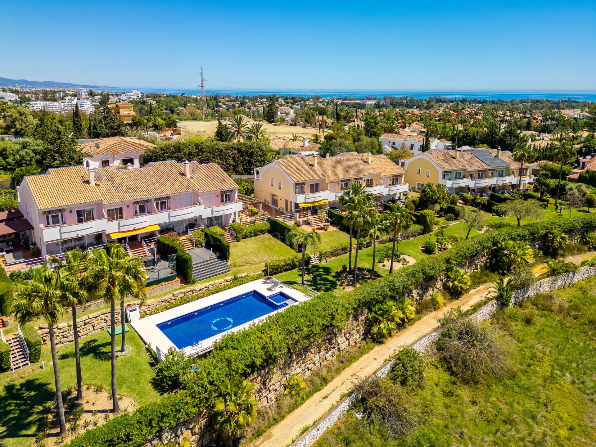 Town House in Atalaya, Estepona